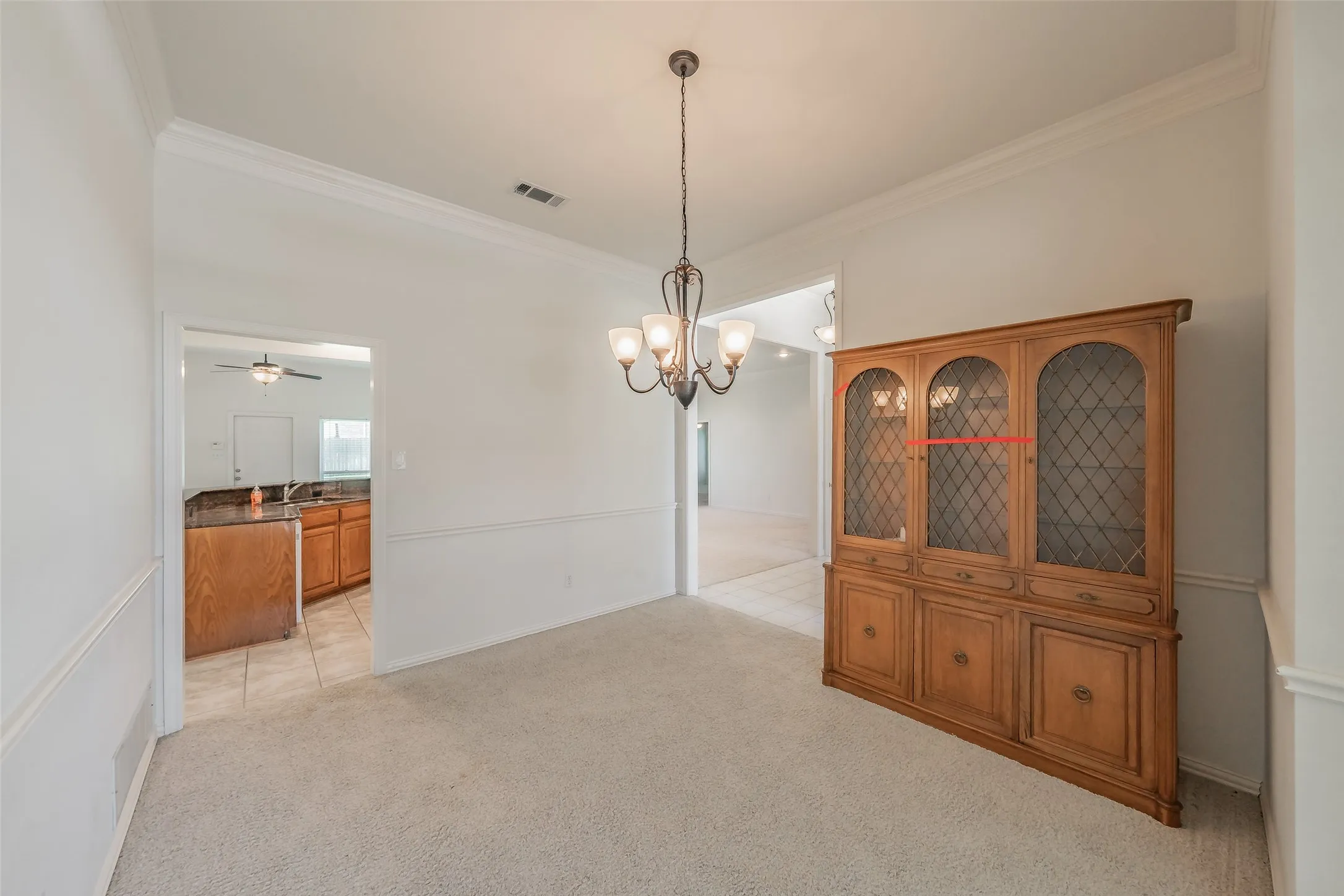 Single Family Residence For Sale in Tarrant County , 1057 Oak Valley Court, Keller, Texas 76248, 3 Bedroom, 2 Bathroom, 2 Garage spaces, 2,123 Sqft, built in 1993, mls#21340902, Real Estate Agent in Keller, Homes For Sale in Tarrant county, Homes For Sale in Keller, Realtor in Keller Texas, Real Estate Brokerage Independent Realty Texas, Luminita Cordes Realtor