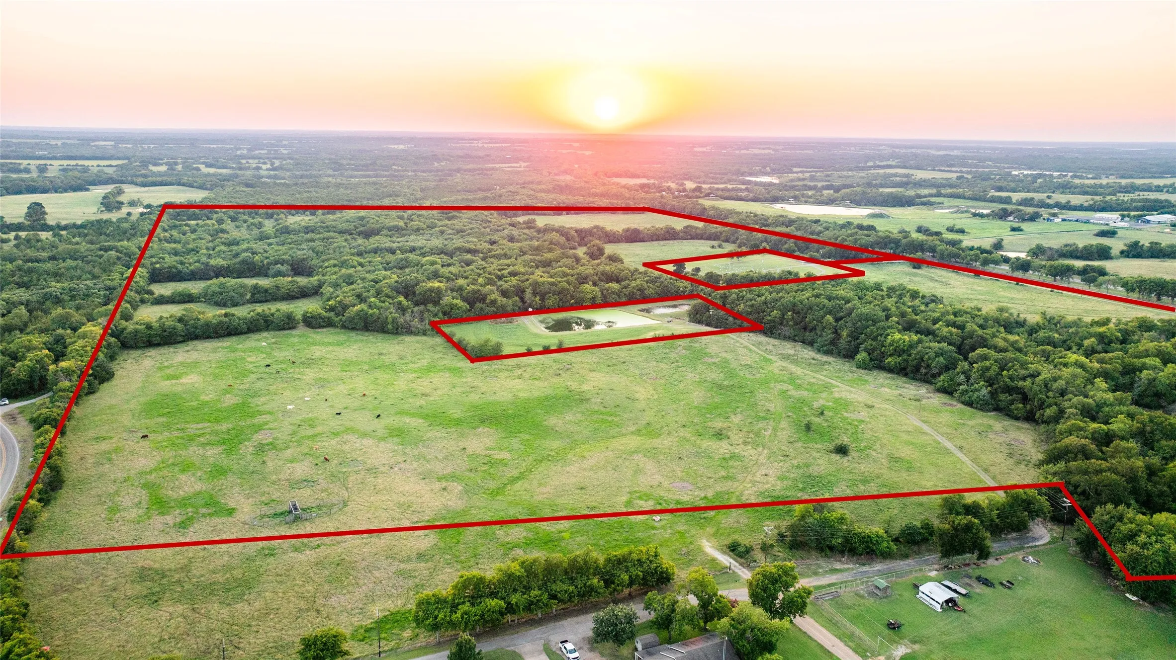 Unimproved Land For Sale in Fannin County , 914 Main St/Wall/CR3220, Windom, Texas 75492, 0, 0, Garage spaces, 0 Sqft, built in 2001, mls#21330653, Real Estate Agent in Windom, Homes For Sale in Fannin county, Homes For Sale in Windom, Realtor in Windom Texas, Real Estate Brokerage Independent Realty Texas, Luminita Cordes Realtor