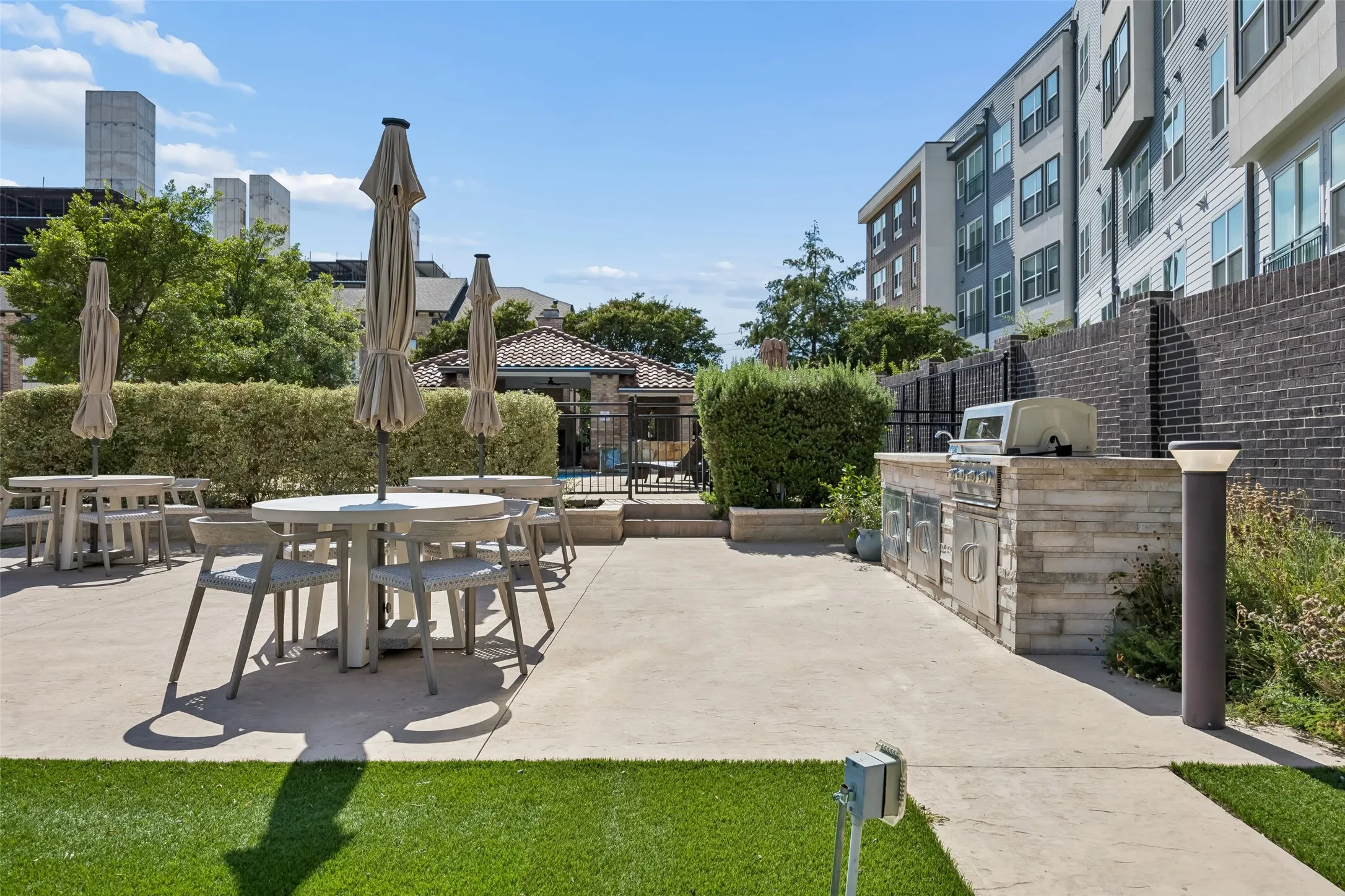 Condominium For Sale in Dallas County , 13900 Noel Road 301, Dallas, Texas 75240, 2 Bedroom, 3 Bathroom, 2 Garage spaces, 1,565 Sqft, built in 2022, mls#21344309, Real Estate Agent in Dallas, Homes For Sale in Dallas county, Homes For Sale in Dallas, Realtor in Dallas Texas, Real Estate Brokerage Independent Realty Texas, Luminita Cordes Realtor