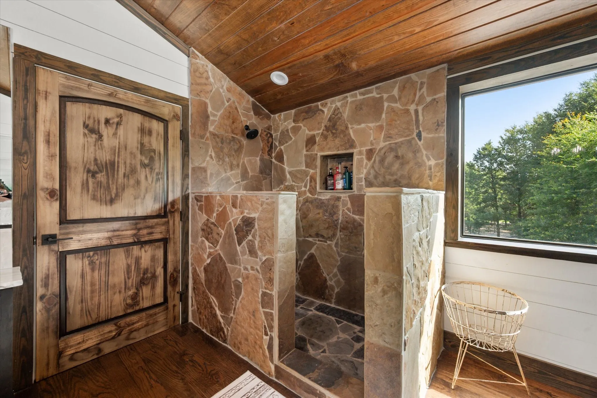 Farm For Sale in Freestone County , 218 FCR 1055, Wortham, Texas 76693, 4 Bedrooms, 4 Bathrooms, 2 Garage spaces, 6,400 Sqft, built in 2023, Price $10,500,000, mls#21342842, Real Estate Agent in Wortham, Homes For Sale in Freestone county, Homes For Sale in Wortham, Realtor in Wortham Texas, Real Estate Brokerage Independent Realty Texas, Luminita Cordes Realtor
