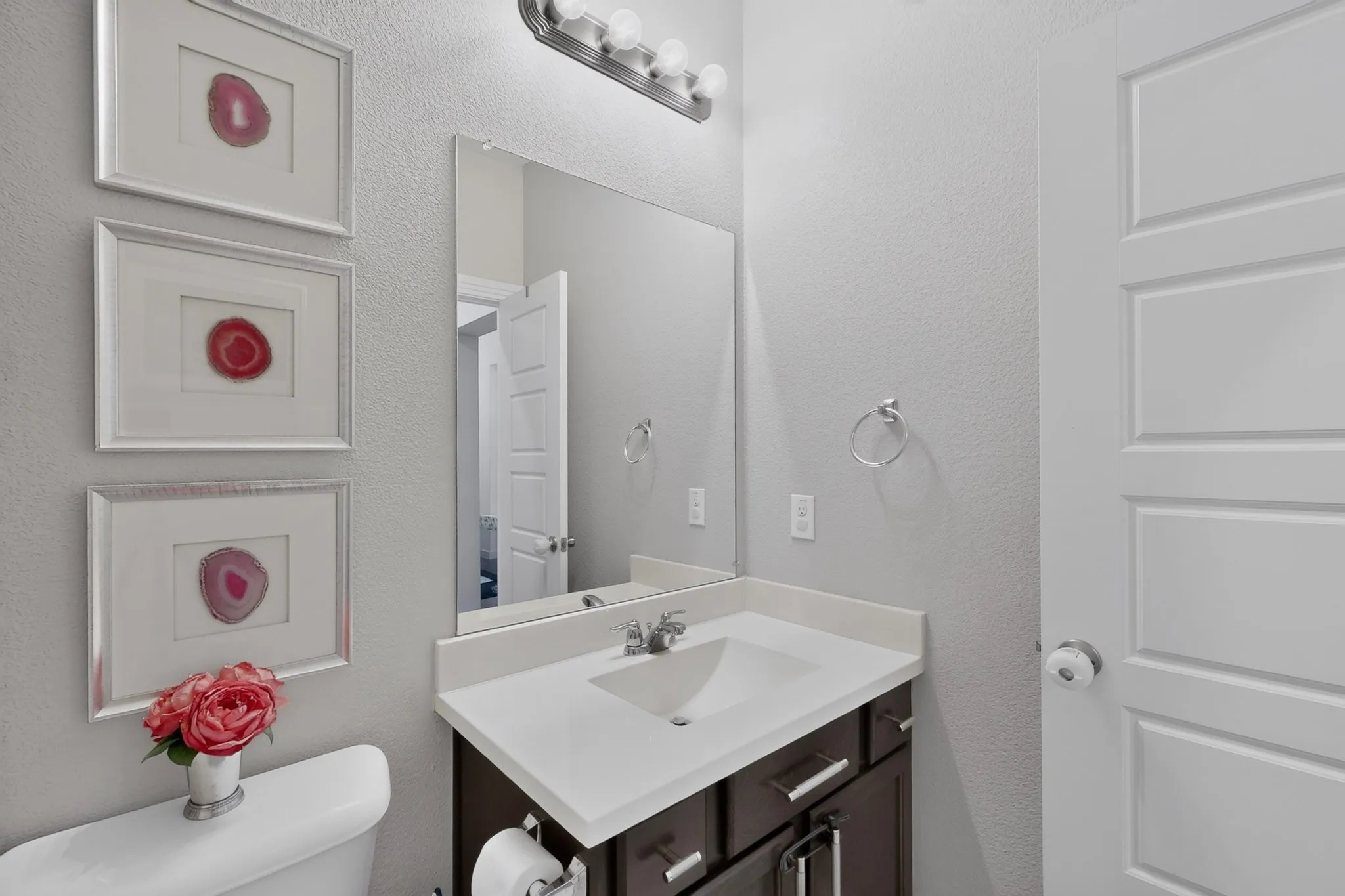 Single Family Residence For Sale in Collin County , 1021 Acacia Drive, Anna, Texas 75409, 4 Bedroom, 3 Bathroom, 2 Garage spaces, 2,085 Sqft, built in 2016, mls#21340098, Real Estate Agent in Anna, Homes For Sale in Collin county, Homes For Sale in Anna, Realtor in Anna Texas, Real Estate Brokerage Independent Realty Texas, Luminita Cordes Realtor
