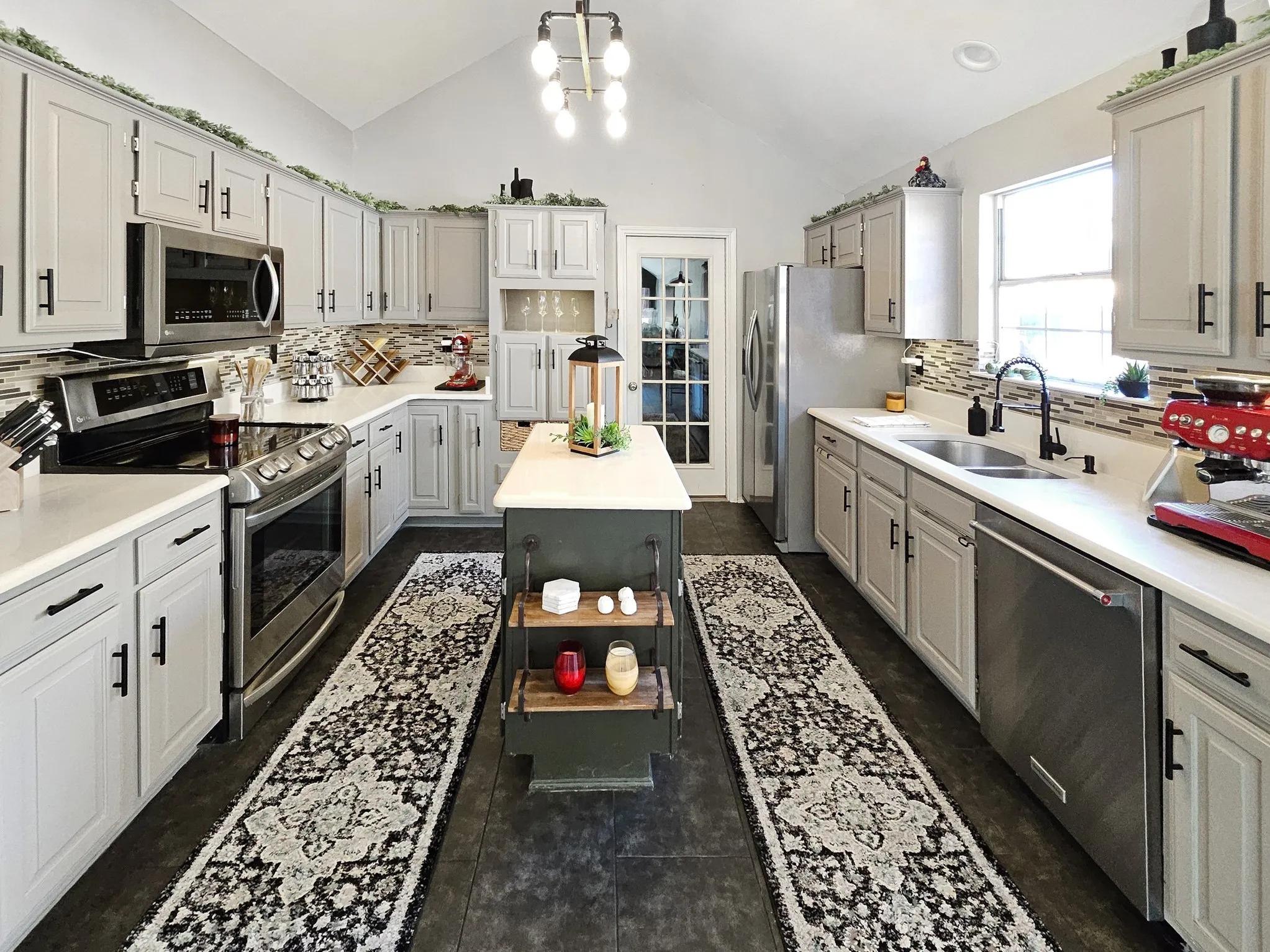 Kitchen Staged