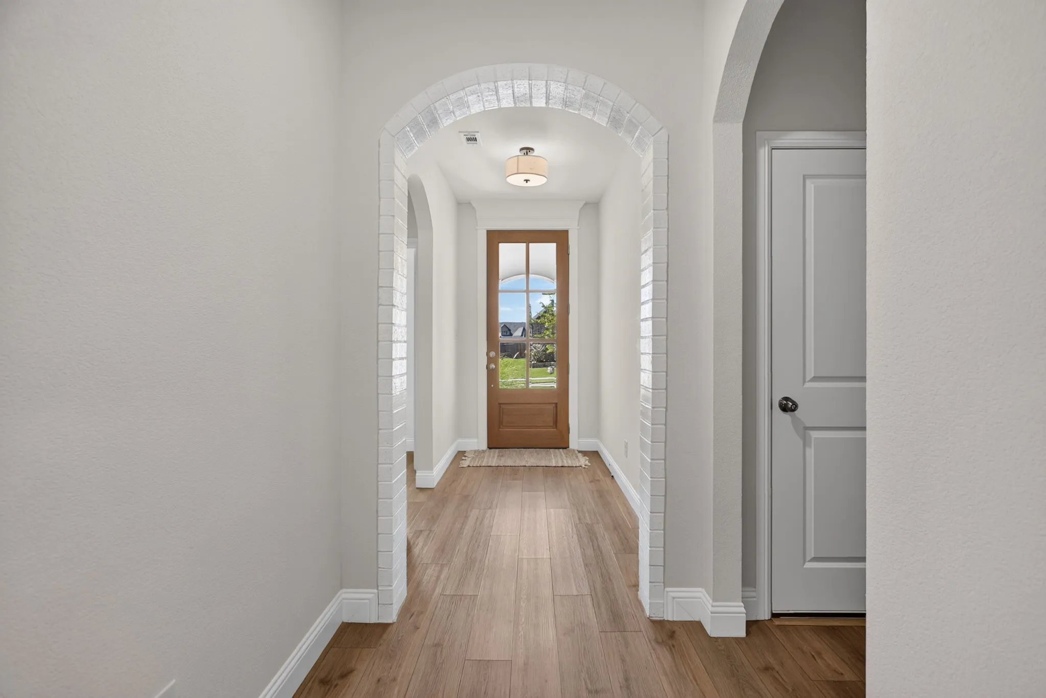 Single Family Residence For Sale in Parker County , 1009 Brown Valley Trail, Weatherford, Texas 76087, 3 Bedroom, 2 Bathroom, 2 Garage spaces, 2,124 Sqft, built in 2022, mls#21342758, Real Estate Agent in Weatherford, Homes For Sale in Parker county, Homes For Sale in Weatherford, Realtor in Weatherford Texas, Real Estate Brokerage Independent Realty Texas, Luminita Cordes Realtor