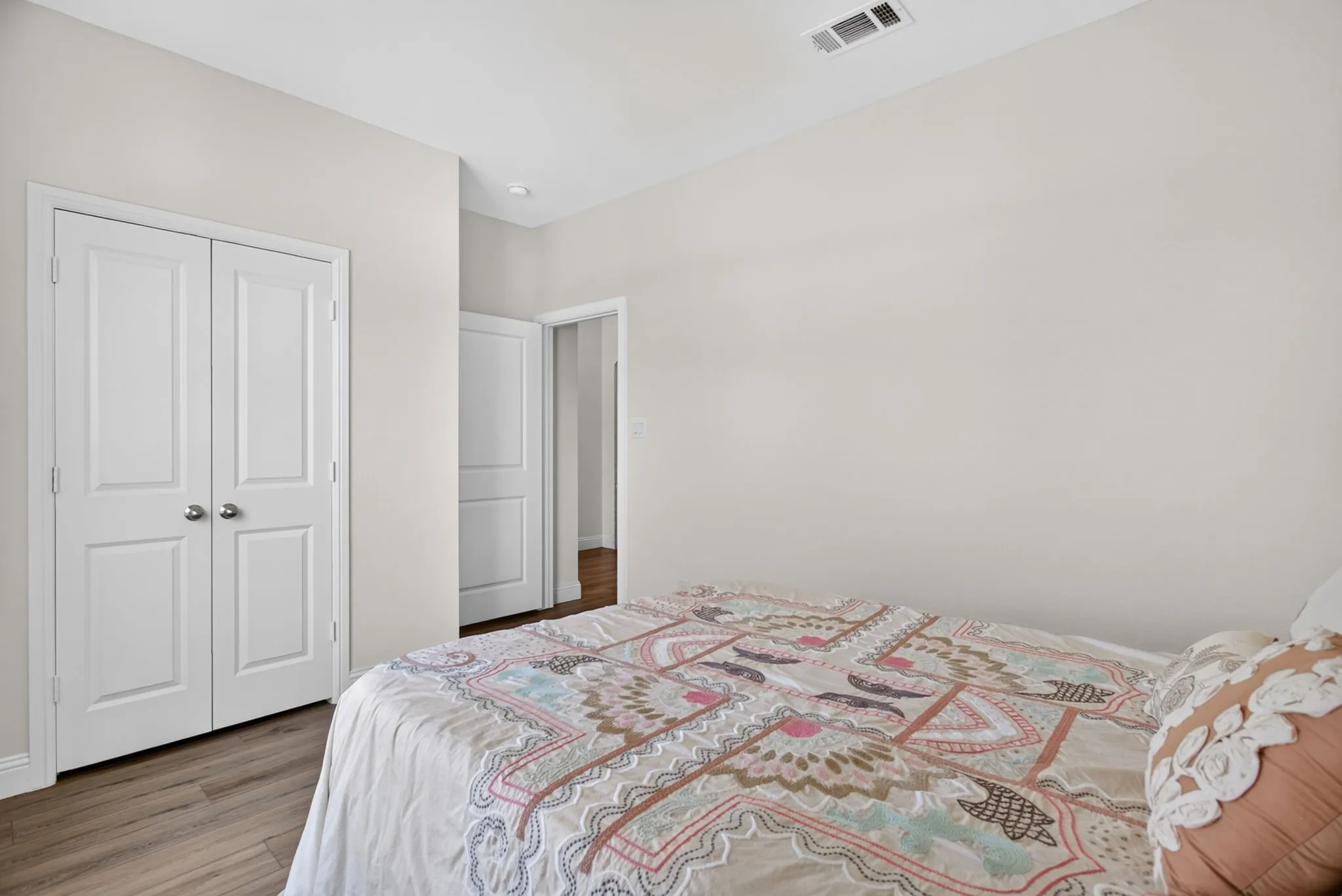 Single Family Residence For Sale in Parker County , 1009 Brown Valley Trail, Weatherford, Texas 76087, 3 Bedroom, 2 Bathroom, 2 Garage spaces, 2,124 Sqft, built in 2022, mls#21342758, Real Estate Agent in Weatherford, Homes For Sale in Parker county, Homes For Sale in Weatherford, Realtor in Weatherford Texas, Real Estate Brokerage Independent Realty Texas, Luminita Cordes Realtor