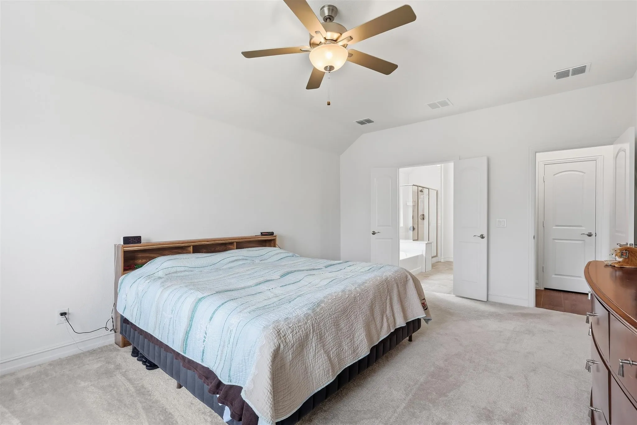Single Family Residence For Sale in Tarrant County , 11140 Boyne Avenue, Fort Worth, Texas 76052, 3 Bedroom, 2 Bathroom, 2 Garage spaces, 2,204 Sqft, built in 2025, mls#21345457, Real Estate Agent in Fort Worth, Homes For Sale in Tarrant county, Homes For Sale in Fort Worth, Realtor in Fort Worth Texas, Real Estate Brokerage Independent Realty Texas, Luminita Cordes Realtor