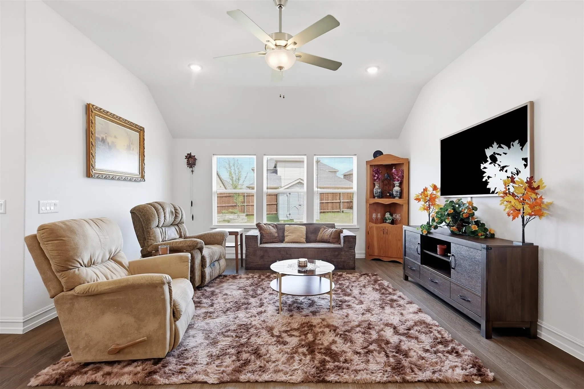 Single Family Residence For Sale in Tarrant County , 11140 Boyne Avenue, Fort Worth, Texas 76052, 3 Bedroom, 2 Bathroom, 2 Garage spaces, 2,204 Sqft, built in 2025, mls#21345457, Real Estate Agent in Fort Worth, Homes For Sale in Tarrant county, Homes For Sale in Fort Worth, Realtor in Fort Worth Texas, Real Estate Brokerage Independent Realty Texas, Luminita Cordes Realtor