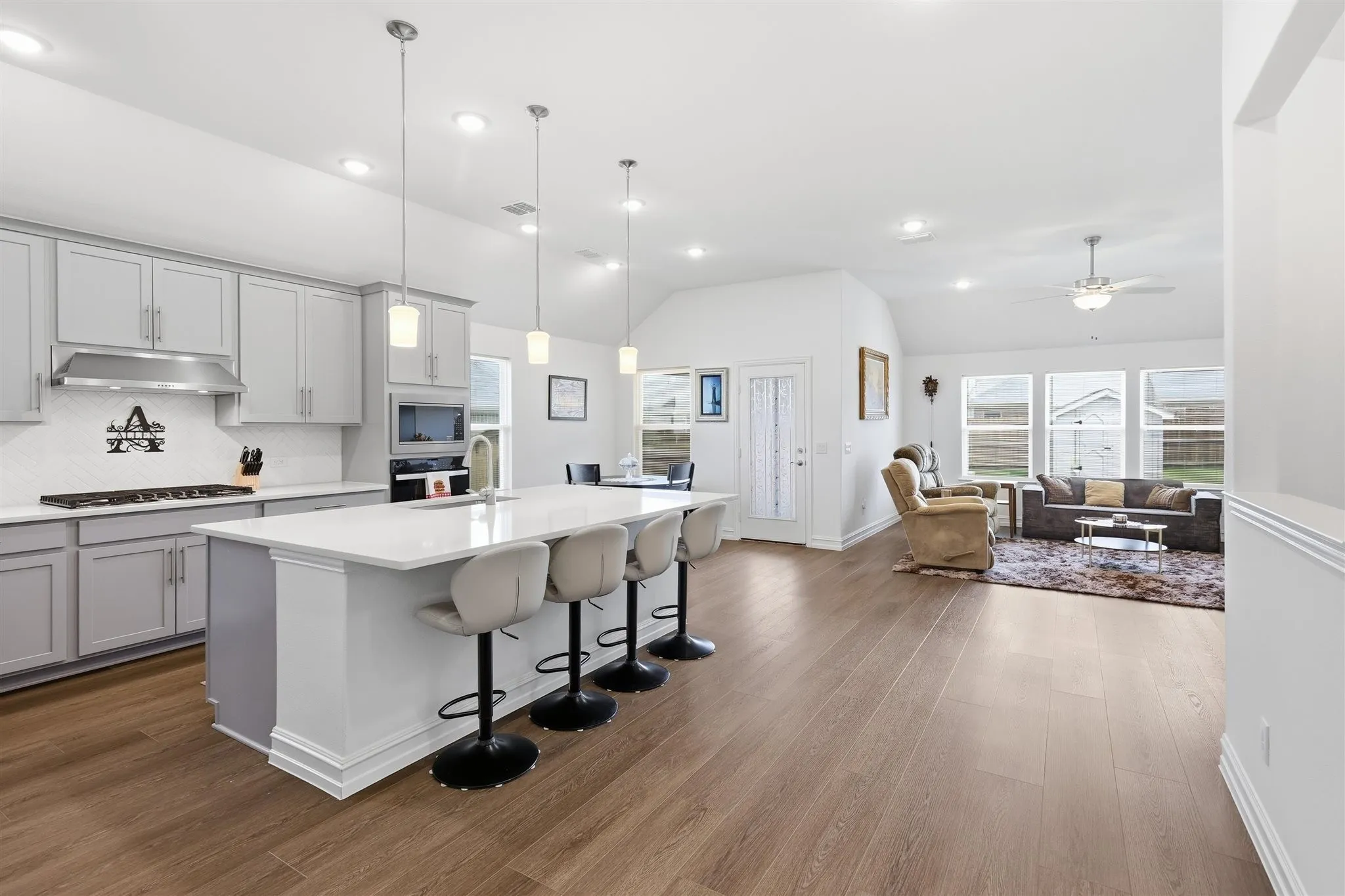 Single Family Residence For Sale in Tarrant County , 11140 Boyne Avenue, Fort Worth, Texas 76052, 3 Bedroom, 2 Bathroom, 2 Garage spaces, 2,204 Sqft, built in 2025, mls#21345457, Real Estate Agent in Fort Worth, Homes For Sale in Tarrant county, Homes For Sale in Fort Worth, Realtor in Fort Worth Texas, Real Estate Brokerage Independent Realty Texas, Luminita Cordes Realtor