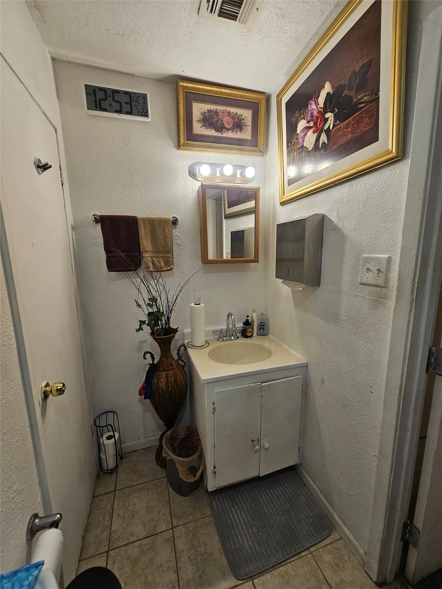 Single Family Residence For Sale in Lamar County , 2102 Wimberly Drive, Brookston, Texas 75421, 3 Bedroom, 2 Bathroom, Garage spaces, 1,326 Sqft, built in 1970, mls#21344092, Real Estate Agent in Brookston, Homes For Sale in Lamar county, Homes For Sale in Brookston, Realtor in Brookston Texas, Real Estate Brokerage Independent Realty Texas, Luminita Cordes Realtor