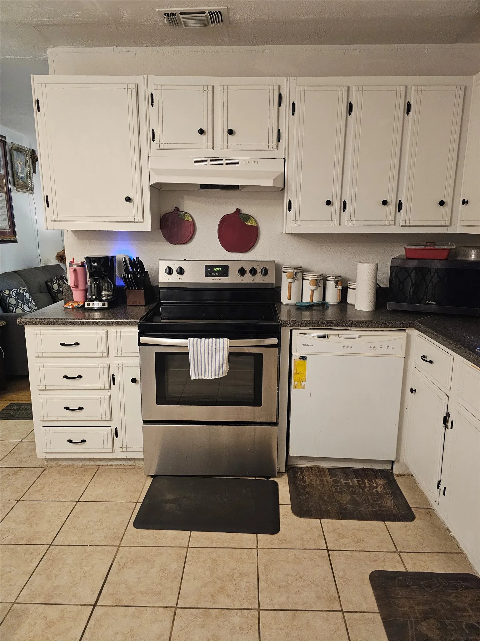 Single Family Residence For Sale in Lamar County , 2102 Wimberly Drive, Brookston, Texas 75421, 3 Bedroom, 2 Bathroom, Garage spaces, 1,326 Sqft, built in 1970, mls#21344092, Real Estate Agent in Brookston, Homes For Sale in Lamar county, Homes For Sale in Brookston, Realtor in Brookston Texas, Real Estate Brokerage Independent Realty Texas, Luminita Cordes Realtor