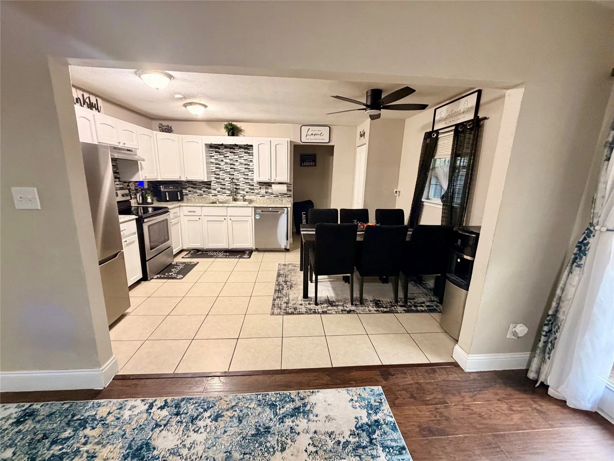 Single Family Residence For Sale in Tarrant County , 1224 Whittenburg Drive, Fort Worth, Texas 76134, 3 Bedroom, 2 Bathroom, 2 Garage spaces, 1,372 Sqft, built in 1978, mls#21345464, Real Estate Agent in Fort Worth, Homes For Sale in Tarrant county, Homes For Sale in Fort Worth, Realtor in Fort Worth Texas, Real Estate Brokerage Independent Realty Texas, Luminita Cordes Realtor