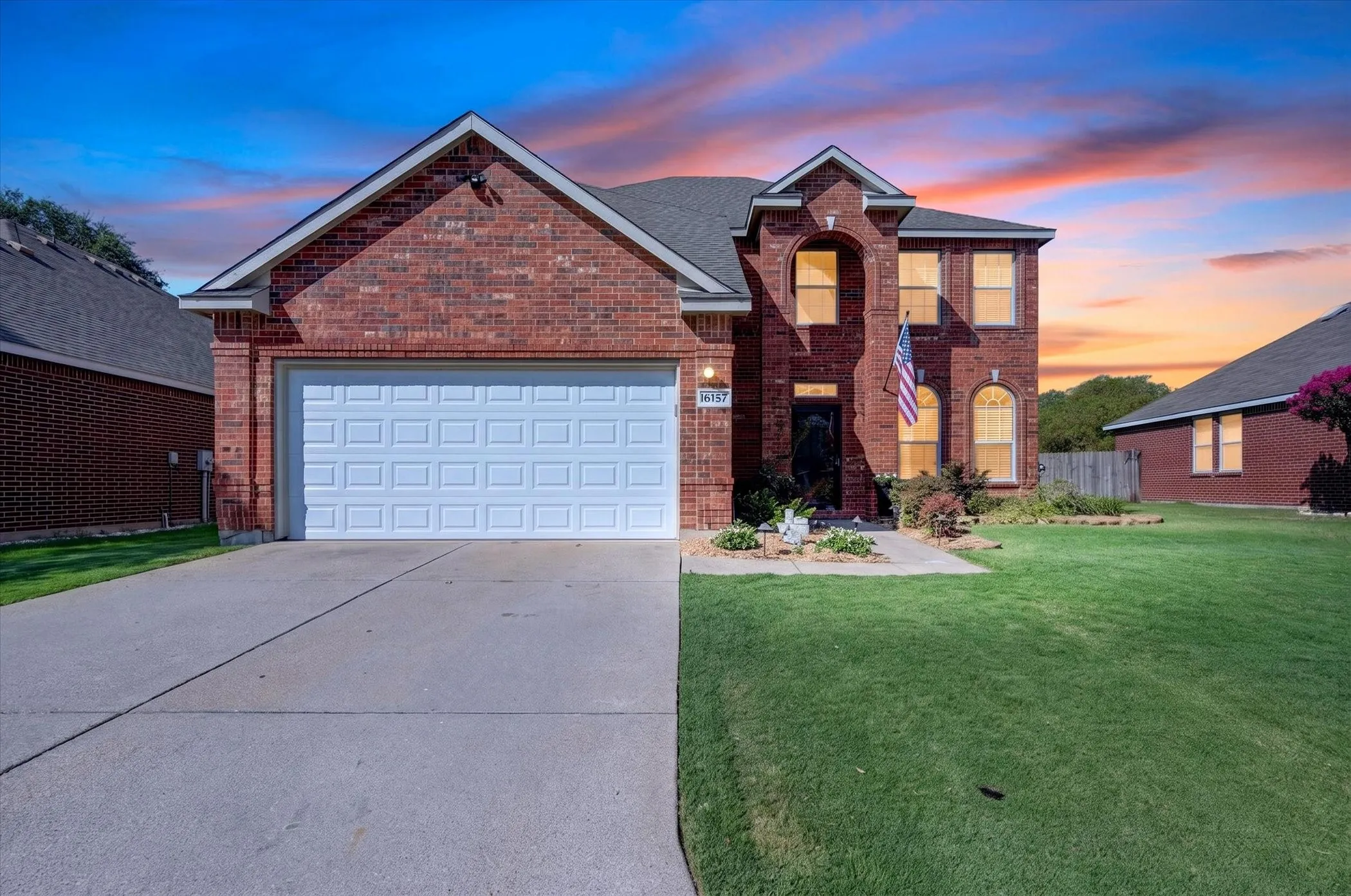 Single Family Residence For Sale in Denton County , 16157 Cowboy Trail, Fort Worth, Texas 76247, 4 Bedroom, 3 Bathroom, 2 Garage spaces, 2,611 Sqft, built in 2002, mls#21345462, Real Estate Agent in Fort Worth, Homes For Sale in Denton county, Homes For Sale in Fort Worth, Realtor in Fort Worth Texas, Real Estate Brokerage Independent Realty Texas, Luminita Cordes Realtor