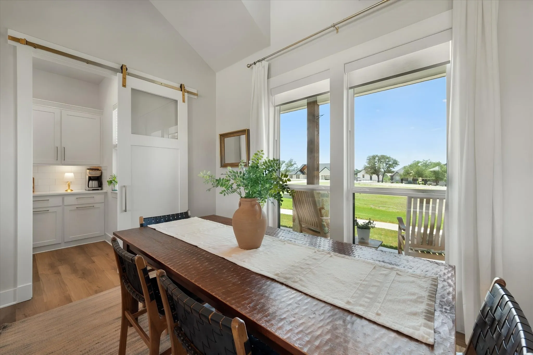 Single Family Residence For Sale in Parker County , 2119 Eagles Ridge Drive, Weatherford, Texas 76087, 4 Bedroom, 3 Bathroom, 2 Garage spaces, 2,762 Sqft, built in 2021, mls#21340245, Real Estate Agent in Weatherford, Homes For Sale in Parker county, Homes For Sale in Weatherford, Realtor in Weatherford Texas, Real Estate Brokerage Independent Realty Texas, Luminita Cordes Realtor