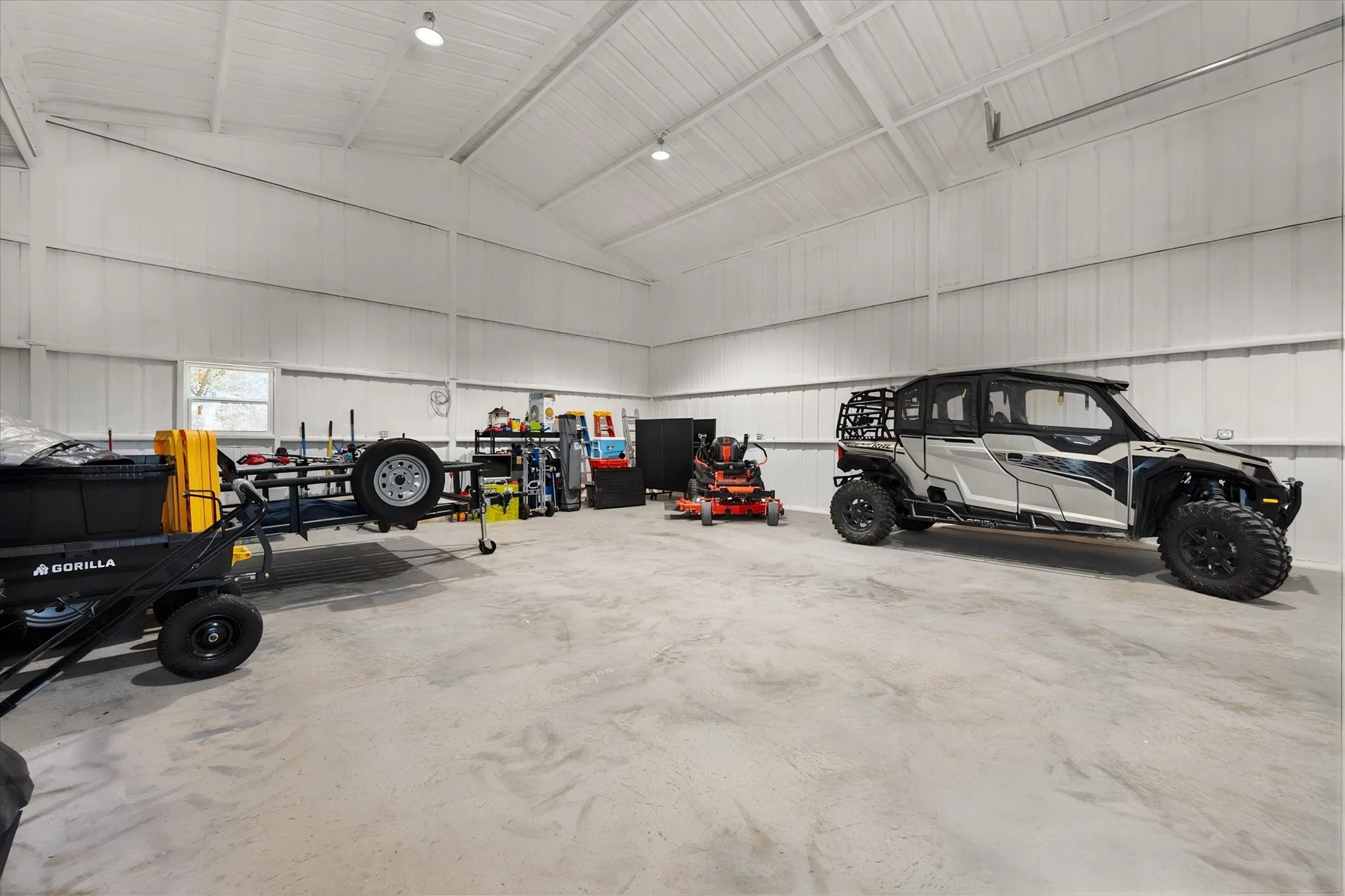 Single Family Residence For Sale in Parker County , 2119 Eagles Ridge Drive, Weatherford, Texas 76087, 4 Bedroom, 3 Bathroom, 2 Garage spaces, 2,762 Sqft, built in 2021, mls#21340245, Real Estate Agent in Weatherford, Homes For Sale in Parker county, Homes For Sale in Weatherford, Realtor in Weatherford Texas, Real Estate Brokerage Independent Realty Texas, Luminita Cordes Realtor