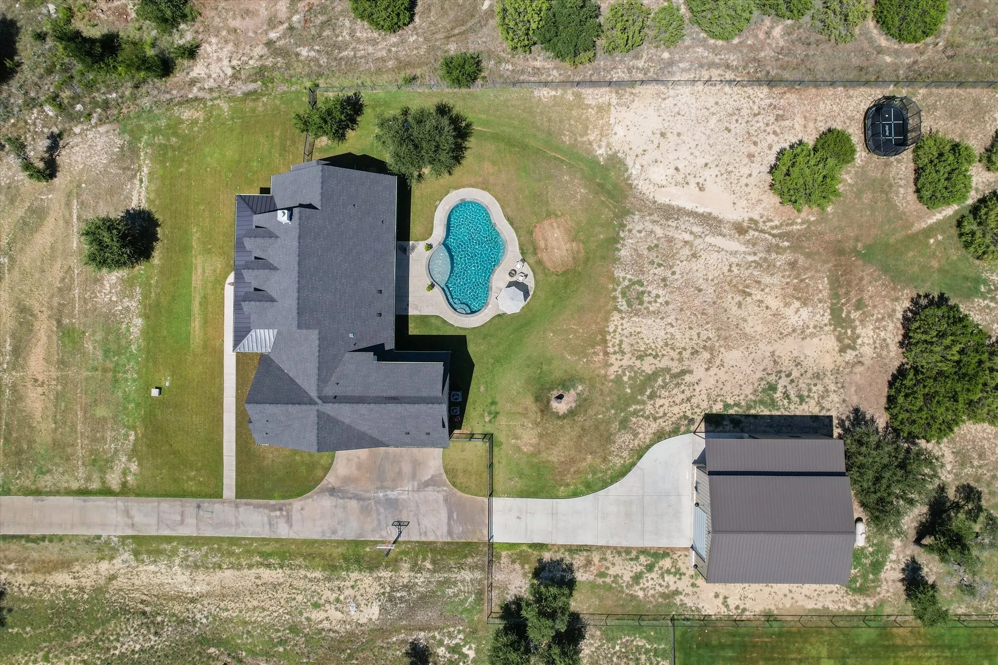 Single Family Residence For Sale in Parker County , 2119 Eagles Ridge Drive, Weatherford, Texas 76087, 4 Bedroom, 3 Bathroom, 2 Garage spaces, 2,762 Sqft, built in 2021, mls#21340245, Real Estate Agent in Weatherford, Homes For Sale in Parker county, Homes For Sale in Weatherford, Realtor in Weatherford Texas, Real Estate Brokerage Independent Realty Texas, Luminita Cordes Realtor