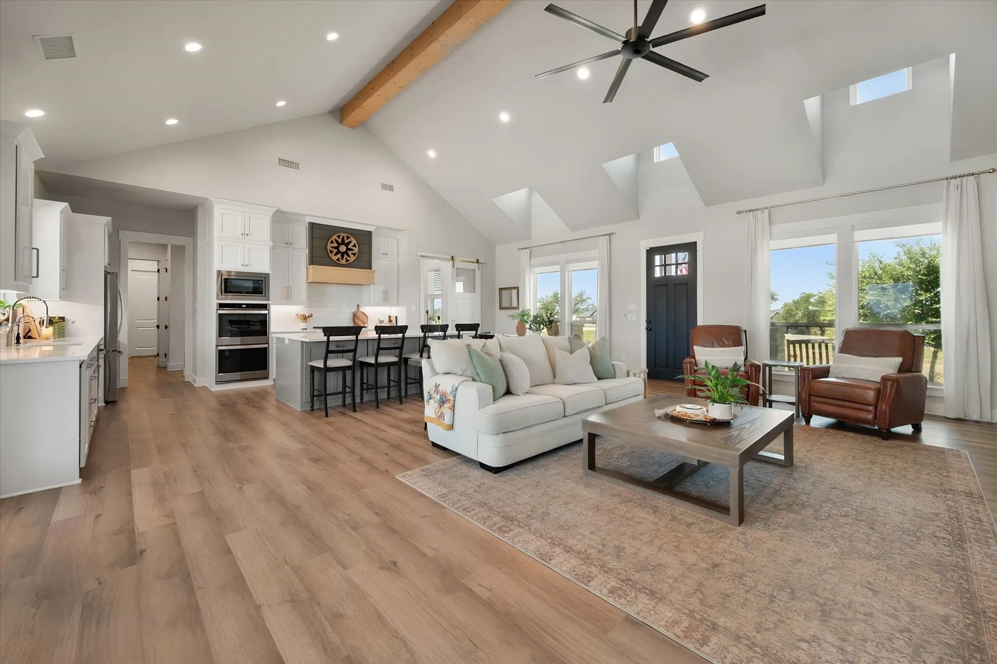 Single Family Residence For Sale in Parker County , 2119 Eagles Ridge Drive, Weatherford, Texas 76087, 4 Bedroom, 3 Bathroom, 2 Garage spaces, 2,762 Sqft, built in 2021, mls#21340245, Real Estate Agent in Weatherford, Homes For Sale in Parker county, Homes For Sale in Weatherford, Realtor in Weatherford Texas, Real Estate Brokerage Independent Realty Texas, Luminita Cordes Realtor