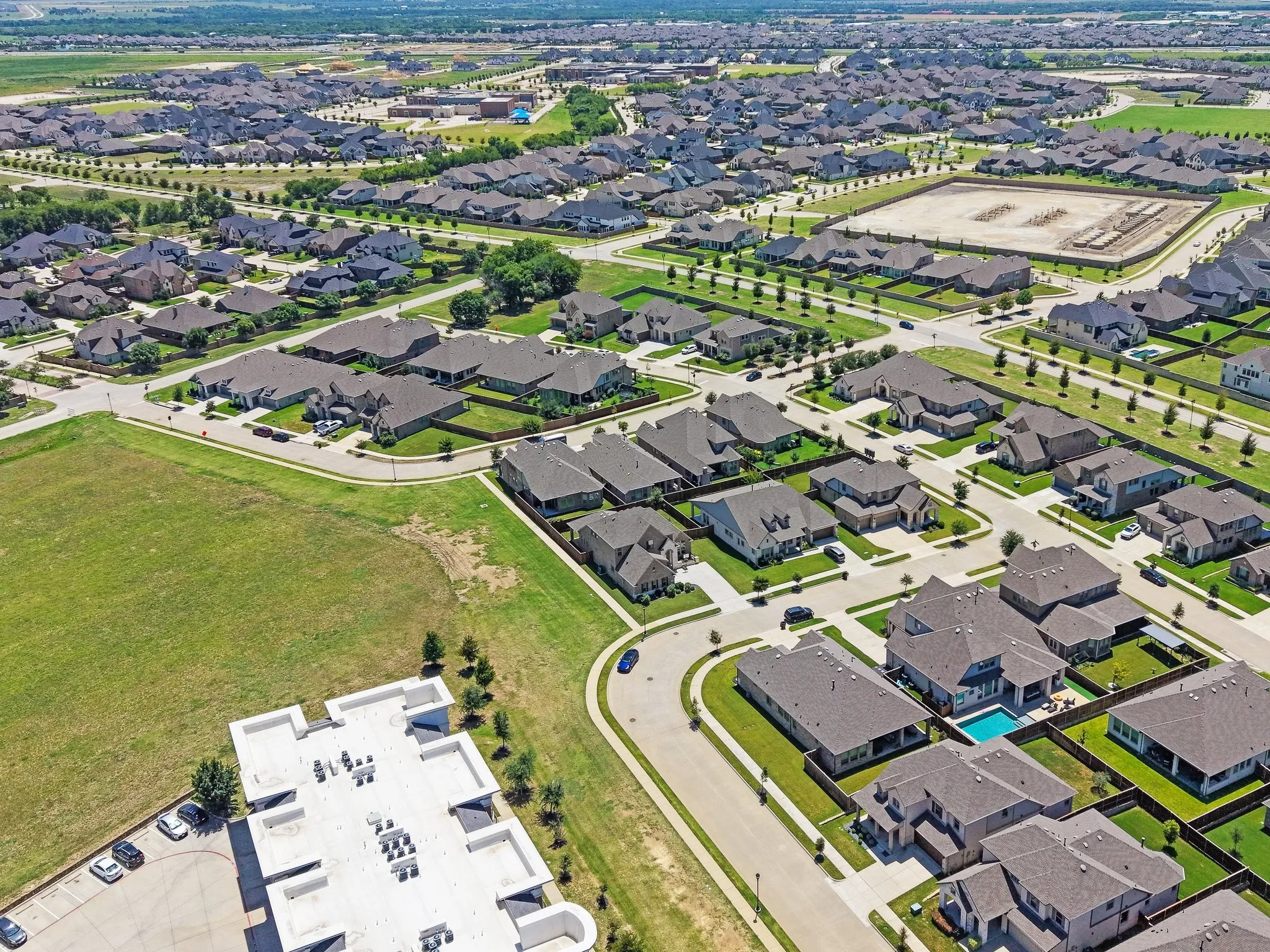 Single Family Residence For Sale in Johnson County , 3204 Julian Street, Mansfield, Texas 76063, 4 Bedroom, 4 Bathroom, 2 Garage spaces, 3,286 Sqft, built in 2020, mls#21345467, Real Estate Agent in Mansfield, Homes For Sale in Johnson county, Homes For Sale in Mansfield, Realtor in Mansfield Texas, Real Estate Brokerage Independent Realty Texas, Luminita Cordes Realtor