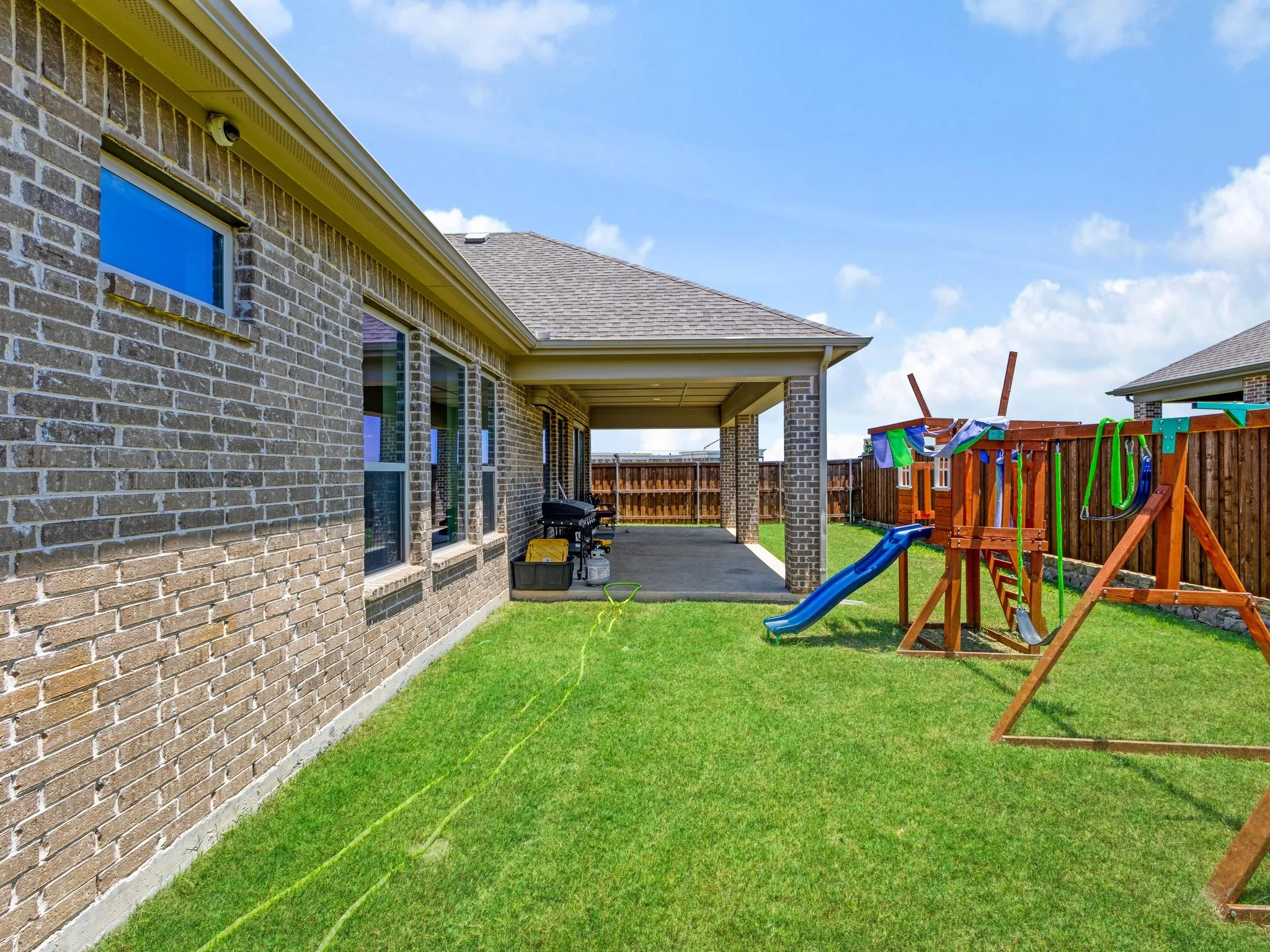 Single Family Residence For Sale in Johnson County , 3204 Julian Street, Mansfield, Texas 76063, 4 Bedroom, 4 Bathroom, 2 Garage spaces, 3,286 Sqft, built in 2020, mls#21345467, Real Estate Agent in Mansfield, Homes For Sale in Johnson county, Homes For Sale in Mansfield, Realtor in Mansfield Texas, Real Estate Brokerage Independent Realty Texas, Luminita Cordes Realtor