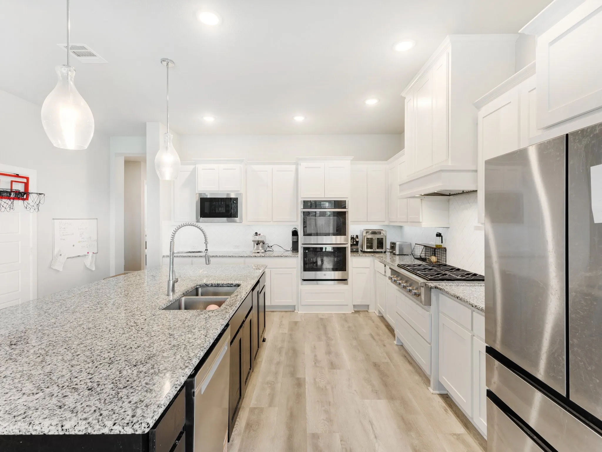 Single Family Residence For Sale in Johnson County , 3204 Julian Street, Mansfield, Texas 76063, 4 Bedroom, 4 Bathroom, 2 Garage spaces, 3,286 Sqft, built in 2020, mls#21345467, Real Estate Agent in Mansfield, Homes For Sale in Johnson county, Homes For Sale in Mansfield, Realtor in Mansfield Texas, Real Estate Brokerage Independent Realty Texas, Luminita Cordes Realtor