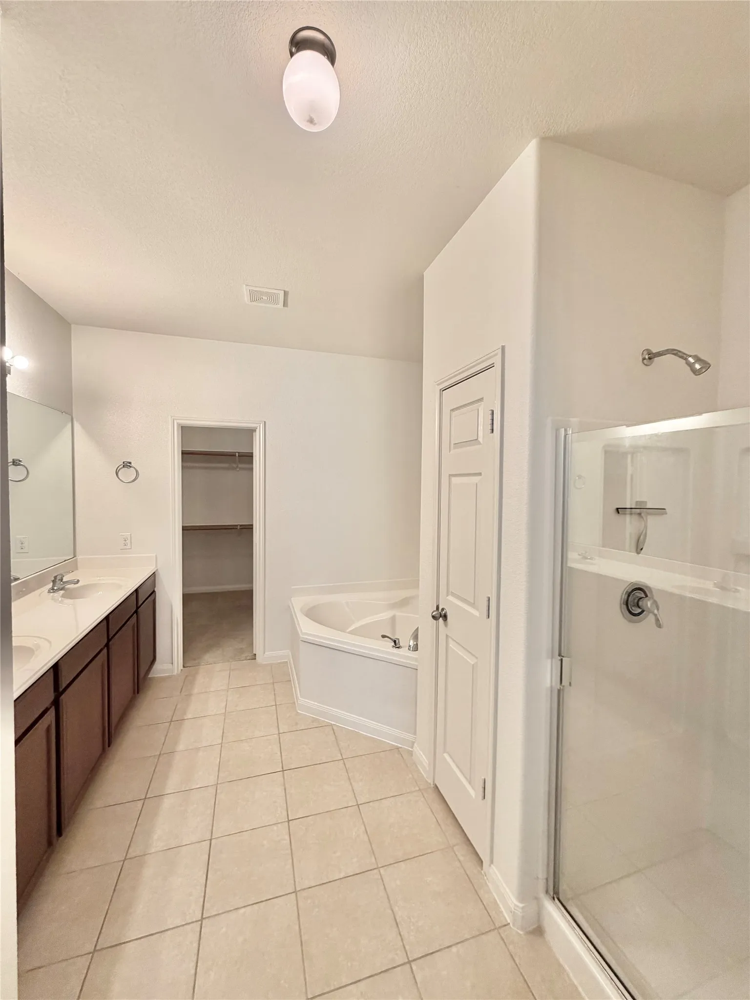 Single Family Residence For Rent in Denton County , 1105 First Street, Sanger, Texas 76266, 4 Bedroom, 3 Bathroom, 2 Garage spaces, 2,162 Sqft, built in 2012, mls#21345441, Real Estate Agent in Sanger, Homes For Rent in Denton county, Homes For Rent in Sanger, Realtor in Sanger Texas, Real Estate Brokerage Independent Realty Texas, Luminita Cordes Realtor