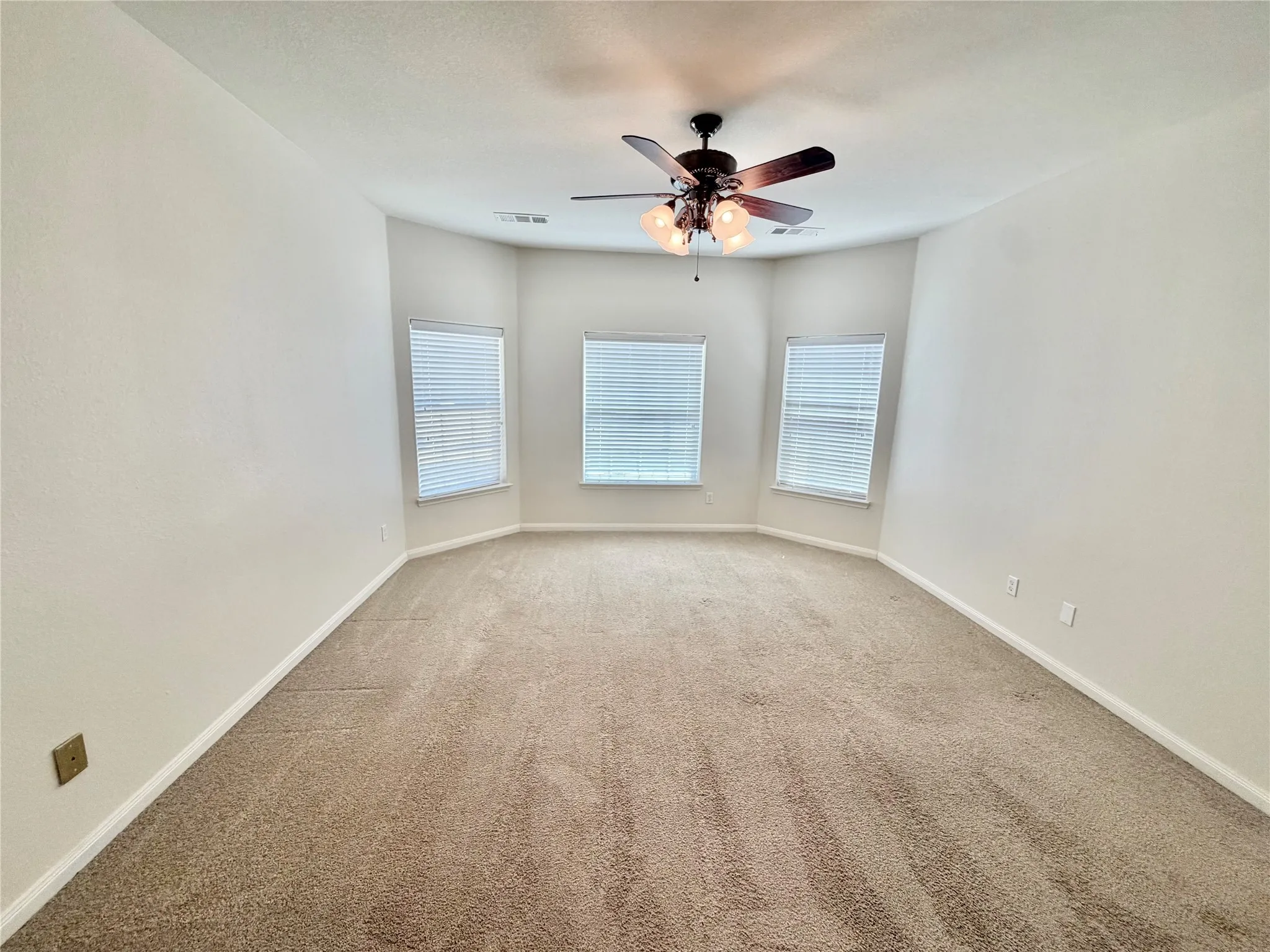 Single Family Residence For Rent in Denton County , 1105 First Street, Sanger, Texas 76266, 4 Bedroom, 3 Bathroom, 2 Garage spaces, 2,162 Sqft, built in 2012, mls#21345441, Real Estate Agent in Sanger, Homes For Rent in Denton county, Homes For Rent in Sanger, Realtor in Sanger Texas, Real Estate Brokerage Independent Realty Texas, Luminita Cordes Realtor