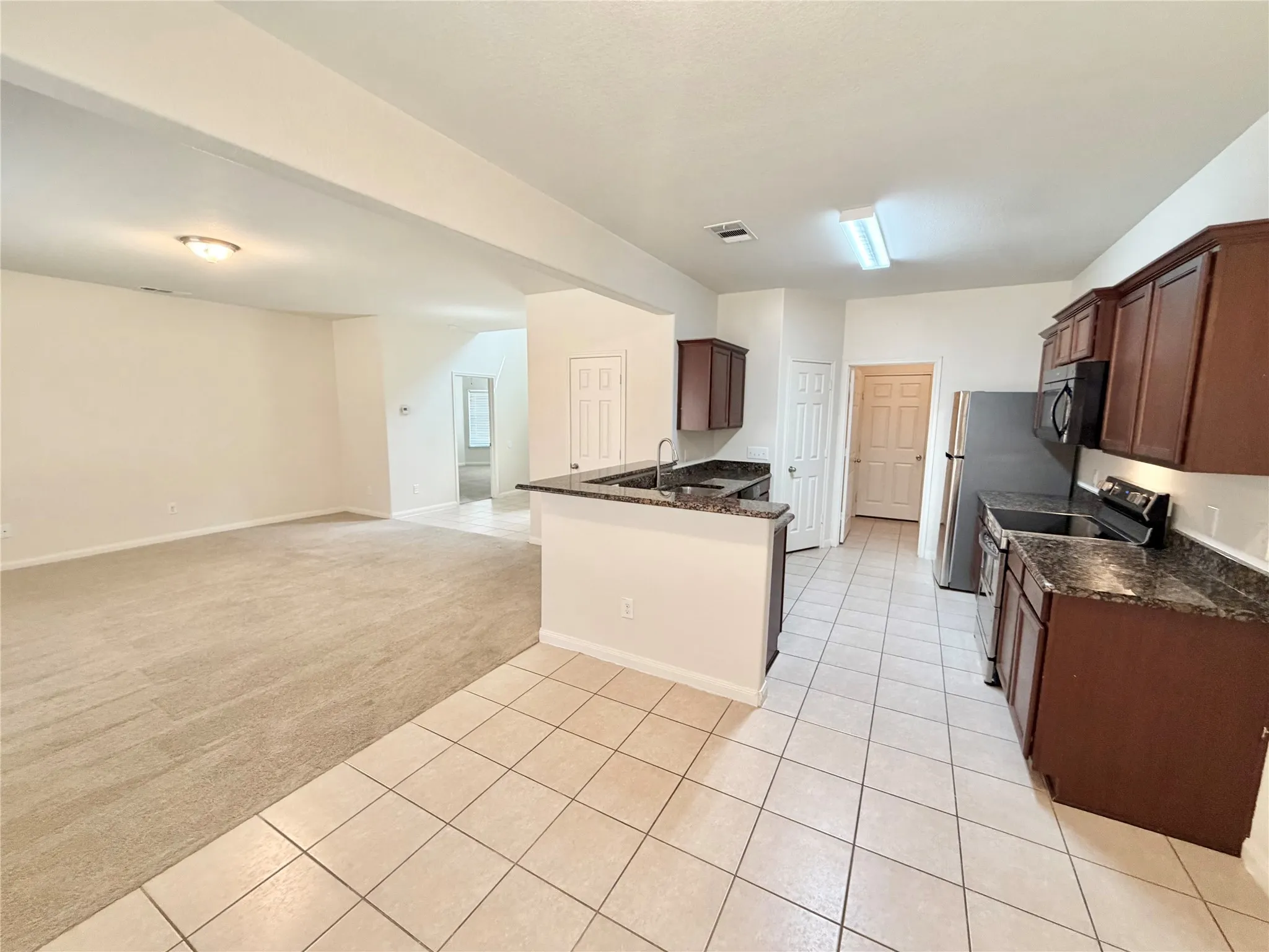 Single Family Residence For Rent in Denton County , 1105 First Street, Sanger, Texas 76266, 4 Bedroom, 3 Bathroom, 2 Garage spaces, 2,162 Sqft, built in 2012, mls#21345441, Real Estate Agent in Sanger, Homes For Rent in Denton county, Homes For Rent in Sanger, Realtor in Sanger Texas, Real Estate Brokerage Independent Realty Texas, Luminita Cordes Realtor