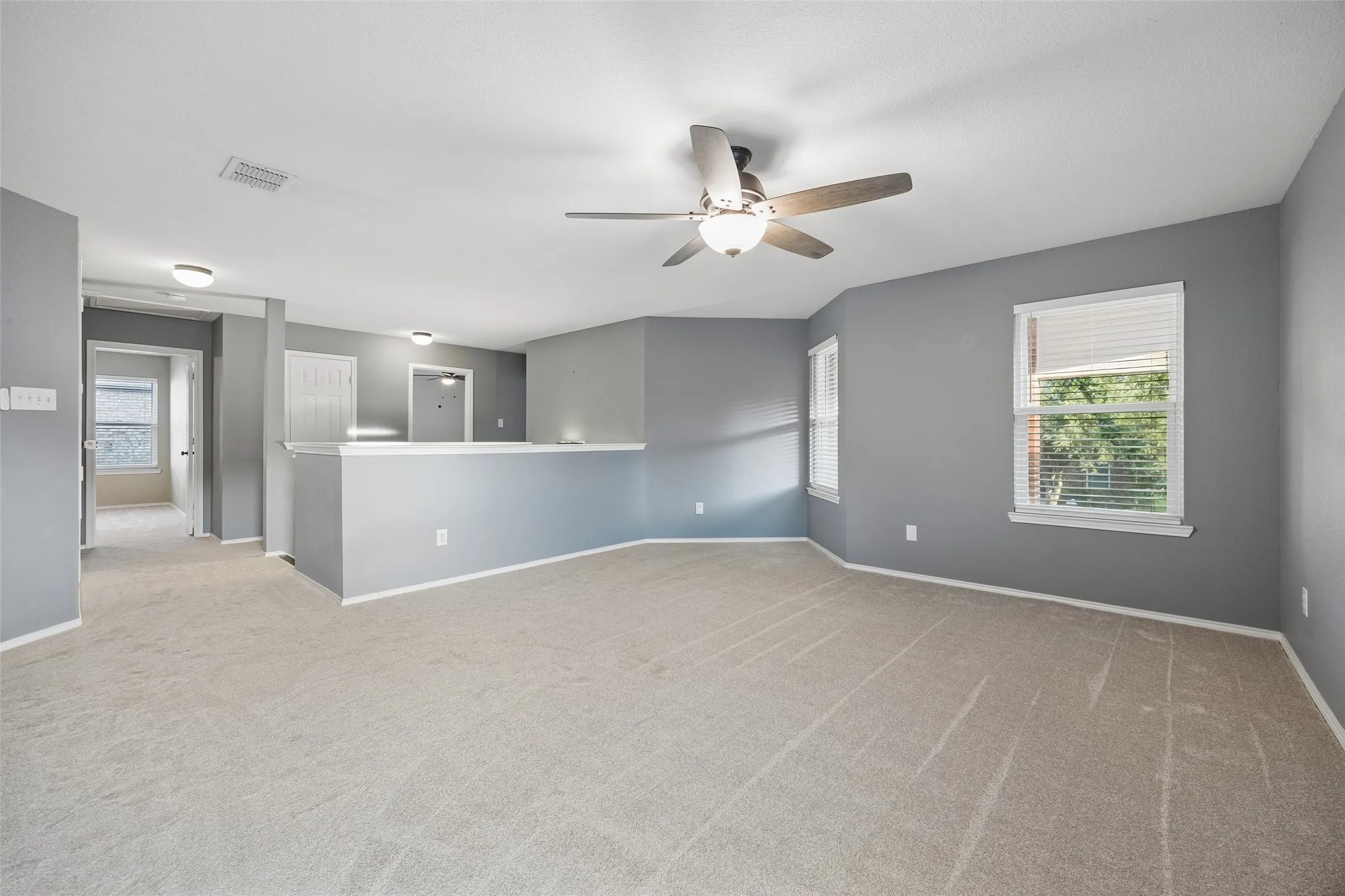 Single Family Residence For Sale in Denton County , 1145 Whispering Trail Circle, Lewisville, Texas 75067, 4 Bedroom, 3 Bathroom, 2 Garage spaces, 3,073 Sqft, built in 2002, mls#21345310, Real Estate Agent in Lewisville, Homes For Sale in Denton county, Homes For Sale in Lewisville, Realtor in Lewisville Texas, Real Estate Brokerage Independent Realty Texas, Luminita Cordes Realtor
