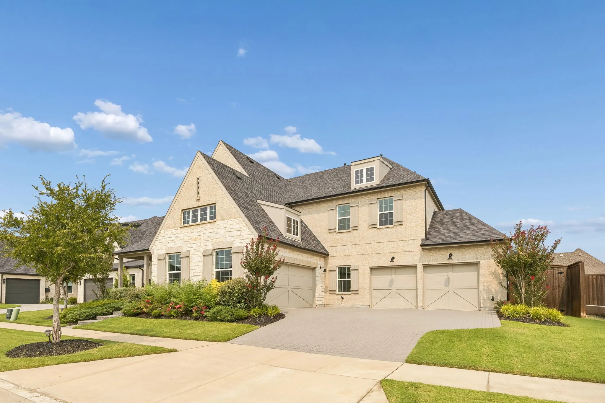 Single Family Residence For Sale in Denton County , 4650 Silver Cliff Drive, Prosper, Texas 75078, 5 Bedroom, 7 Bathroom, 4 Garage spaces, 4,760 Sqft, built in 2022, mls#21340826, Real Estate Agent in Prosper, Homes For Sale in Denton county, Homes For Sale in Prosper, Realtor in Prosper Texas, Real Estate Brokerage Independent Realty Texas, Luminita Cordes Realtor