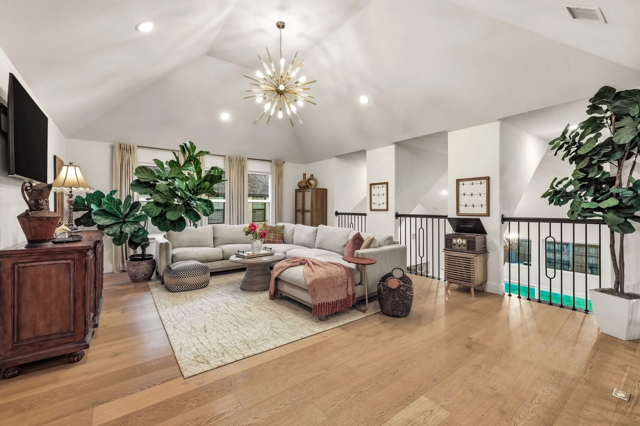 Single Family Residence For Sale in Denton County , 4650 Silver Cliff Drive, Prosper, Texas 75078, 5 Bedroom, 7 Bathroom, 4 Garage spaces, 4,760 Sqft, built in 2022, mls#21340826, Real Estate Agent in Prosper, Homes For Sale in Denton county, Homes For Sale in Prosper, Realtor in Prosper Texas, Real Estate Brokerage Independent Realty Texas, Luminita Cordes Realtor