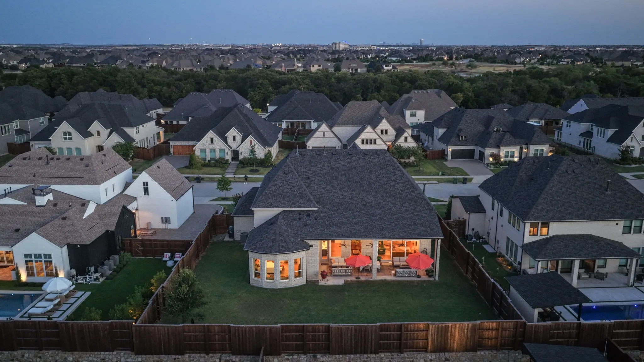 Single Family Residence For Sale in Denton County , 4650 Silver Cliff Drive, Prosper, Texas 75078, 5 Bedroom, 7 Bathroom, 4 Garage spaces, 4,760 Sqft, built in 2022, mls#21340826, Real Estate Agent in Prosper, Homes For Sale in Denton county, Homes For Sale in Prosper, Realtor in Prosper Texas, Real Estate Brokerage Independent Realty Texas, Luminita Cordes Realtor