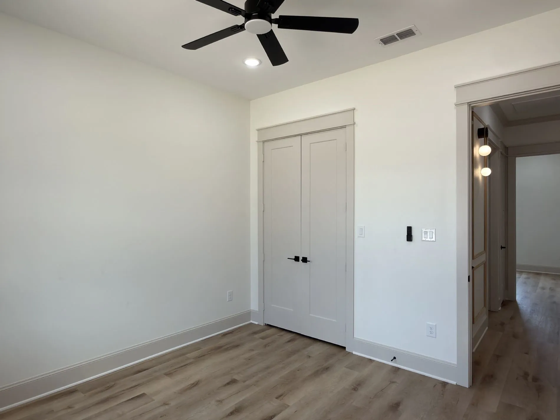Single Family Residence For Sale in Smith County , 17038 Woodcrest Circle, Lindale, Texas 75771, 4 Bedroom, 3 Bathroom, 2 Garage spaces, 2,390 Sqft, built in 2026, mls#21345461, Real Estate Agent in Lindale, Homes For Sale in Smith county, Homes For Sale in Lindale, Realtor in Lindale Texas, Real Estate Brokerage Independent Realty Texas, Luminita Cordes Realtor