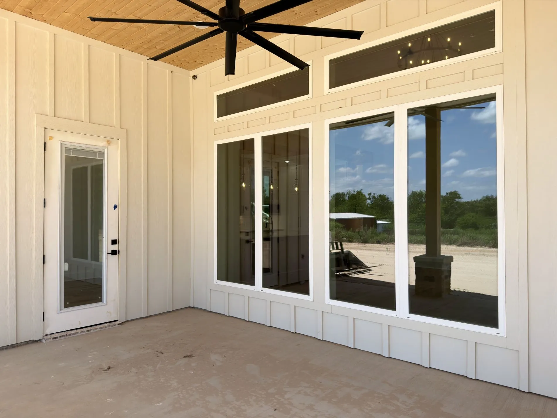 Single Family Residence For Sale in Smith County , 17038 Woodcrest Circle, Lindale, Texas 75771, 4 Bedroom, 3 Bathroom, 2 Garage spaces, 2,390 Sqft, built in 2026, mls#21345461, Real Estate Agent in Lindale, Homes For Sale in Smith county, Homes For Sale in Lindale, Realtor in Lindale Texas, Real Estate Brokerage Independent Realty Texas, Luminita Cordes Realtor