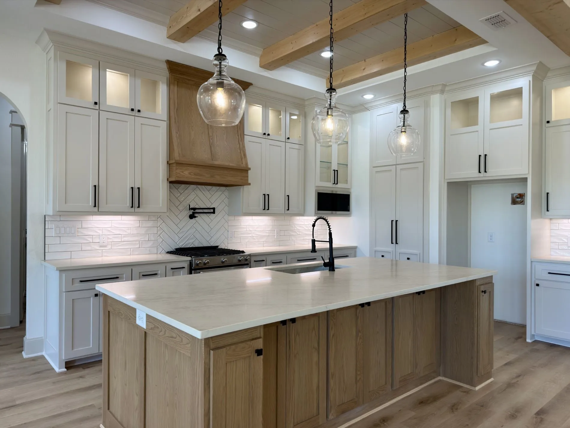 Single Family Residence For Sale in Smith County , 17038 Woodcrest Circle, Lindale, Texas 75771, 4 Bedroom, 3 Bathroom, 2 Garage spaces, 2,390 Sqft, built in 2026, mls#21345461, Real Estate Agent in Lindale, Homes For Sale in Smith county, Homes For Sale in Lindale, Realtor in Lindale Texas, Real Estate Brokerage Independent Realty Texas, Luminita Cordes Realtor
