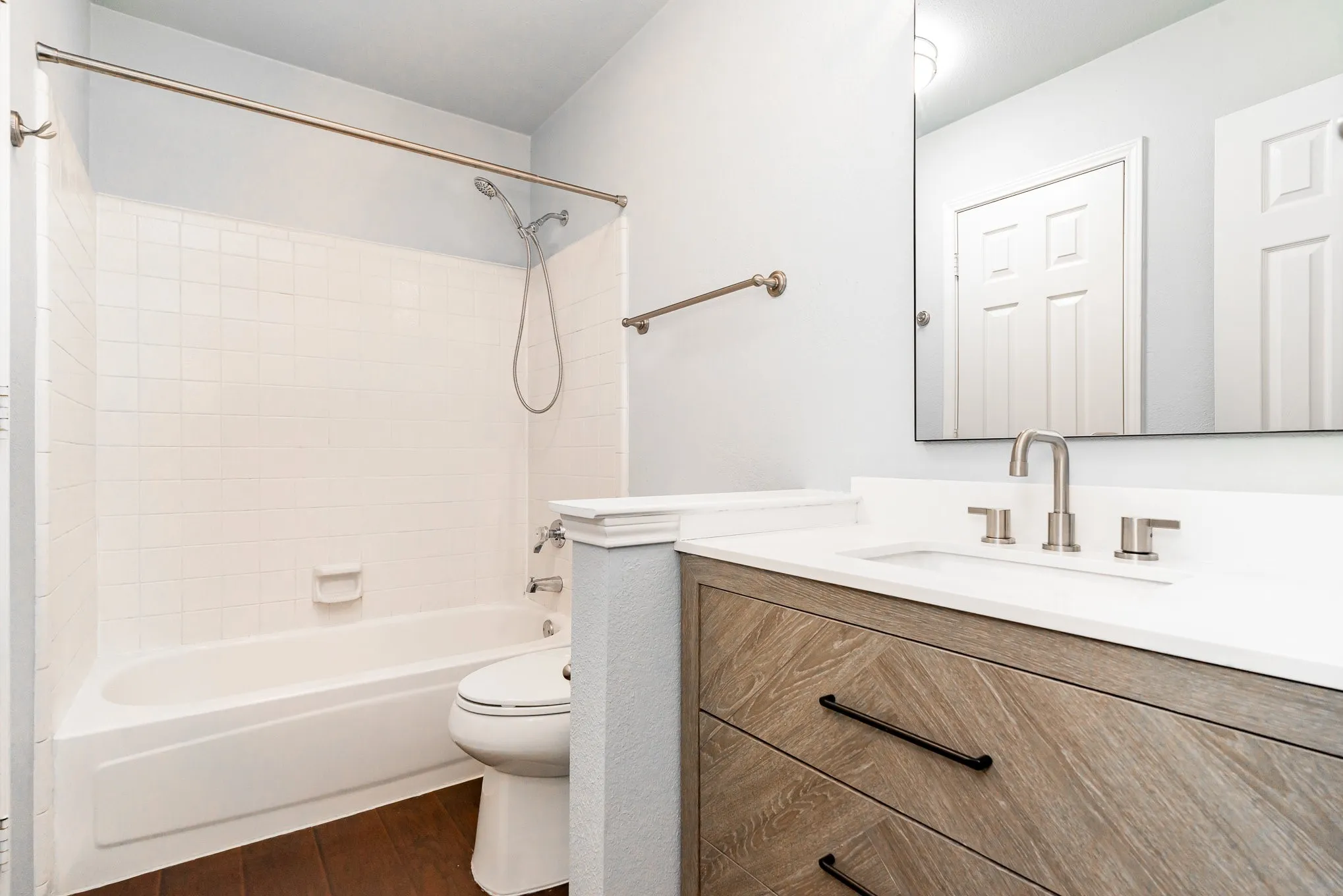 Single Family Residence For Rent in Collin County , 10678 Quest Drive, Frisco, Texas 75035, 3 Bedroom, 2 Bathroom, 2 Garage spaces, 1,421 Sqft, built in 1991, mls#21340607, Real Estate Agent in Frisco, Homes For Rent in Collin county, Homes For Rent in Frisco, Realtor in Frisco Texas, Real Estate Brokerage Independent Realty Texas, Luminita Cordes Realtor