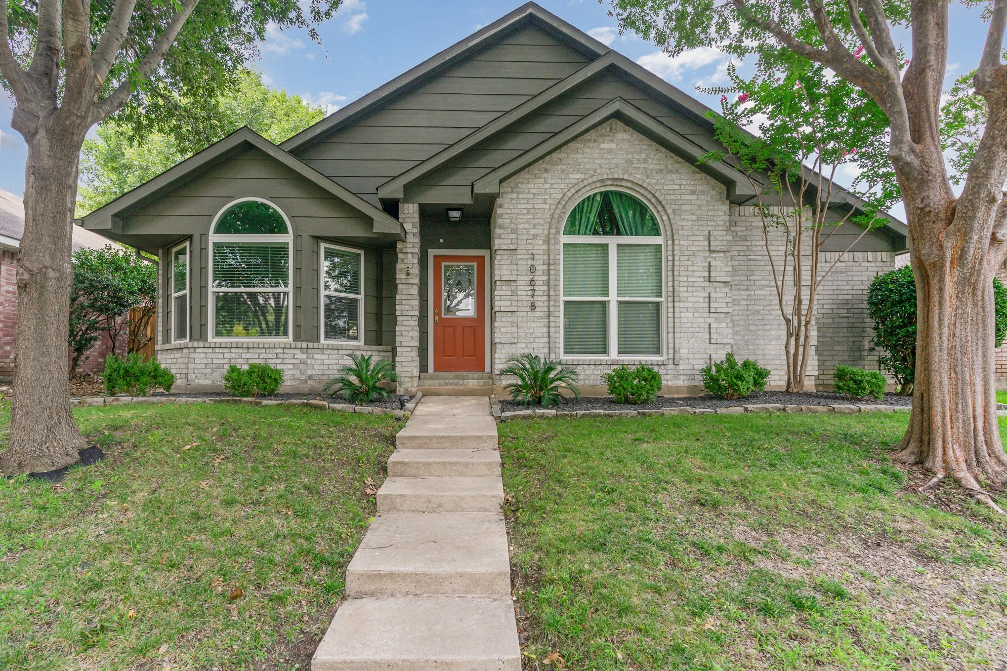 Single Family Residence For Rent in Collin County , 10678 Quest Drive, Frisco, Texas 75035, 3 Bedroom, 2 Bathroom, 2 Garage spaces, 1,421 Sqft, built in 1991, mls#21340607, Real Estate Agent in Frisco, Homes For Rent in Collin county, Homes For Rent in Frisco, Realtor in Frisco Texas, Real Estate Brokerage Independent Realty Texas, Luminita Cordes Realtor