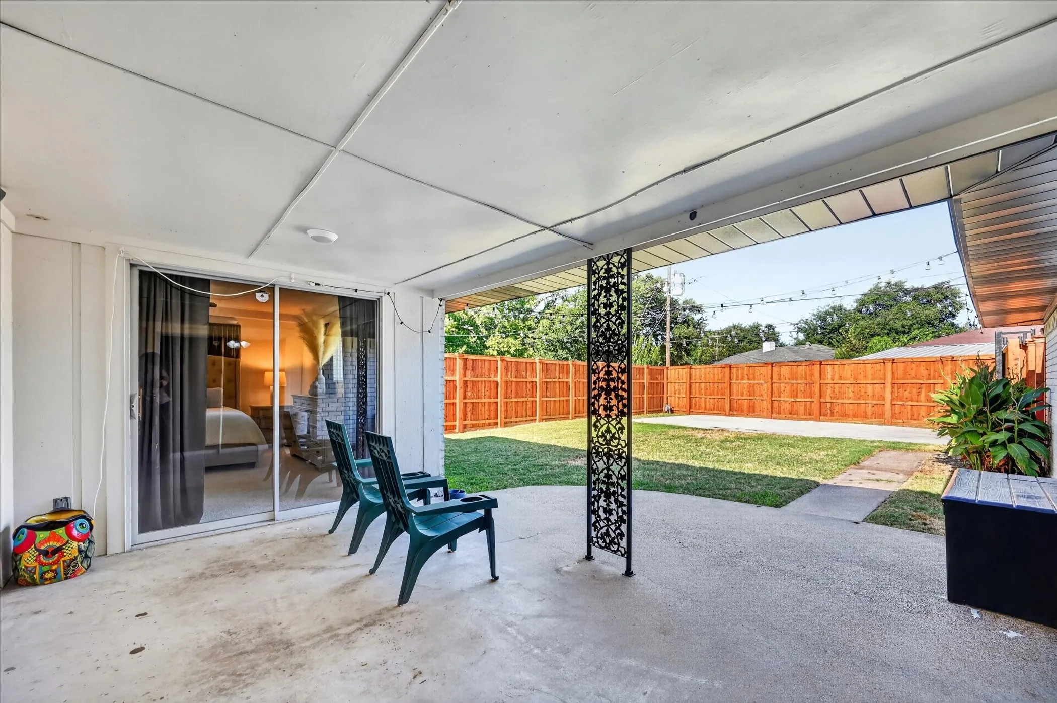 Single Family Residence For Sale in Dallas County , 5007 Blanchard Drive, Dallas, Texas 75227, 3 Bedroom, 3 Bathroom, 2 Garage spaces, 2,278 Sqft, built in 1968, mls#21344654, Real Estate Agent in Dallas, Homes For Sale in Dallas county, Homes For Sale in Dallas, Realtor in Dallas Texas, Real Estate Brokerage Independent Realty Texas, Luminita Cordes Realtor
