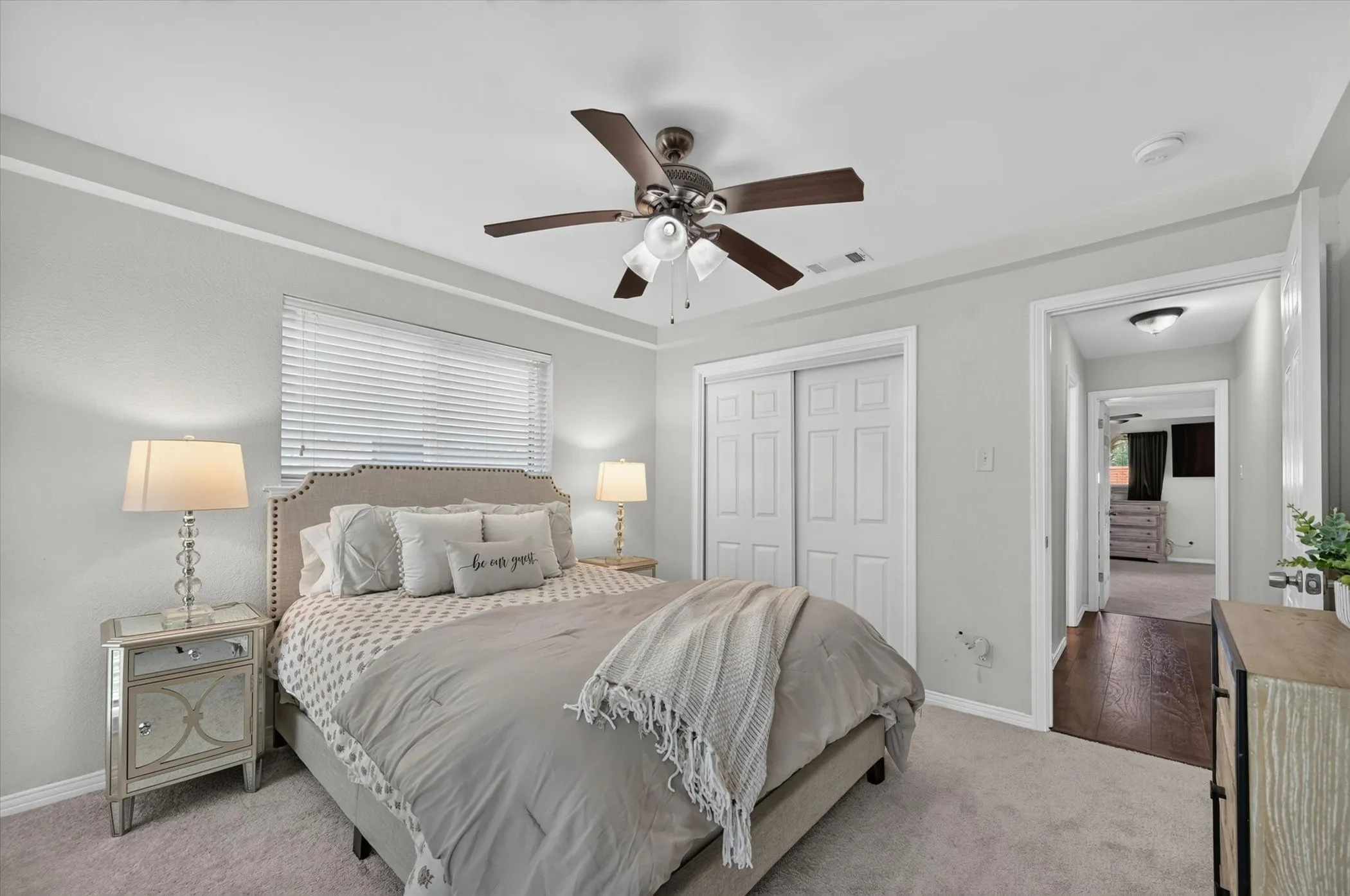 Single Family Residence For Sale in Dallas County , 5007 Blanchard Drive, Dallas, Texas 75227, 3 Bedroom, 3 Bathroom, 2 Garage spaces, 2,278 Sqft, built in 1968, mls#21344654, Real Estate Agent in Dallas, Homes For Sale in Dallas county, Homes For Sale in Dallas, Realtor in Dallas Texas, Real Estate Brokerage Independent Realty Texas, Luminita Cordes Realtor