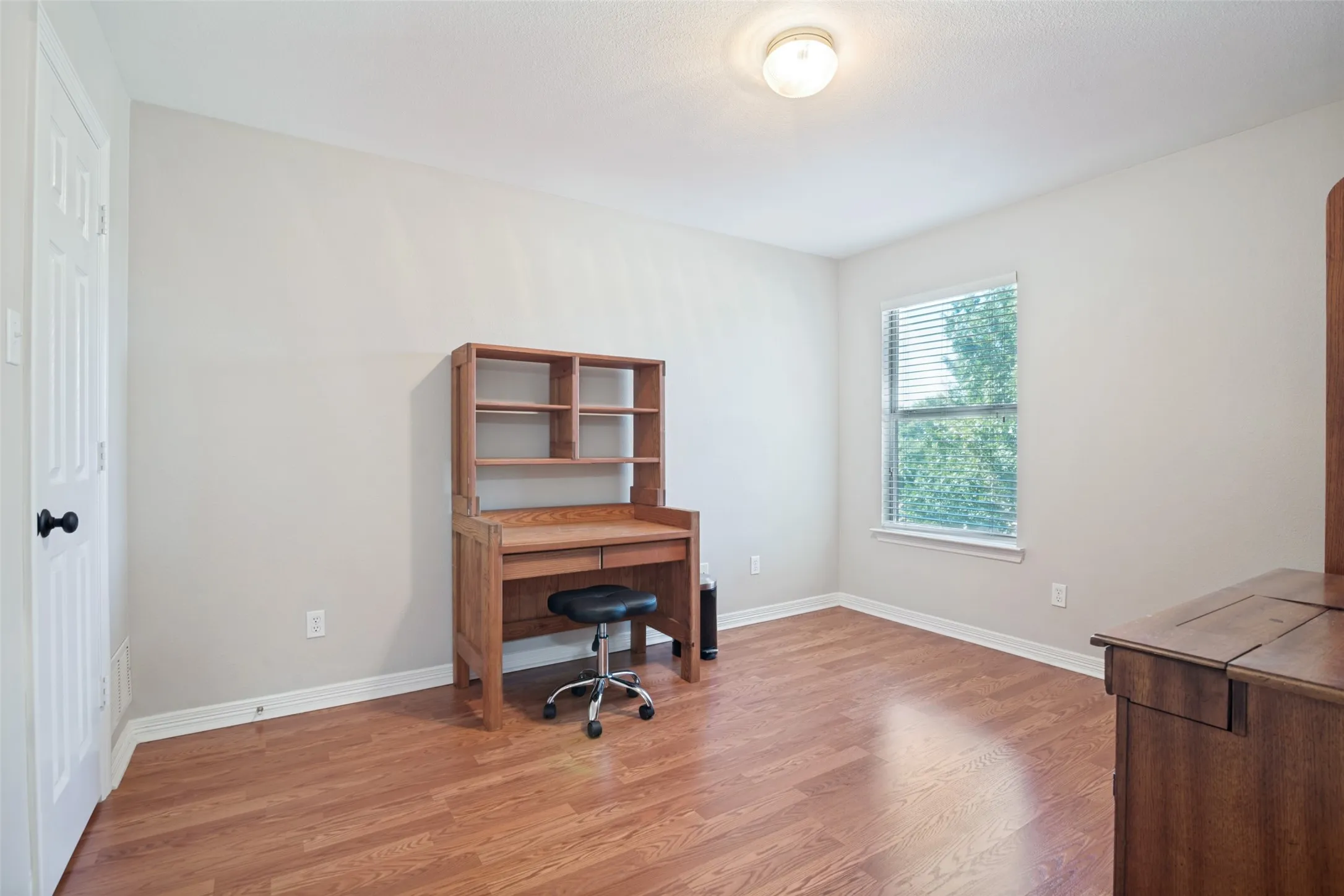 Third upstairs bedroom.