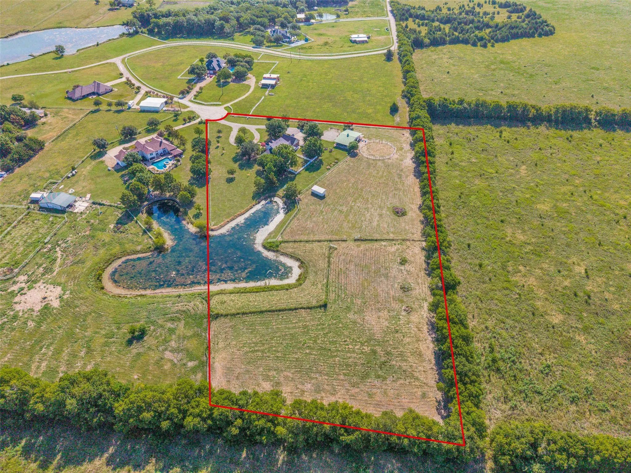 Single Family Residence For Sale in Rockwall County , 2412 Coyote Run Road, Fate, Texas 75087, 5 Bedroom, 4 Bathroom, 3 Garage spaces, 3,568 Sqft, built in 1996, Price $1,200,000, mls#21340202, Real Estate Agent in Fate, Homes For Sale in Rockwall county, Homes For Sale in Fate, Realtor in Fate Texas, Real Estate Brokerage Independent Realty Texas, Luminita Cordes Realtor