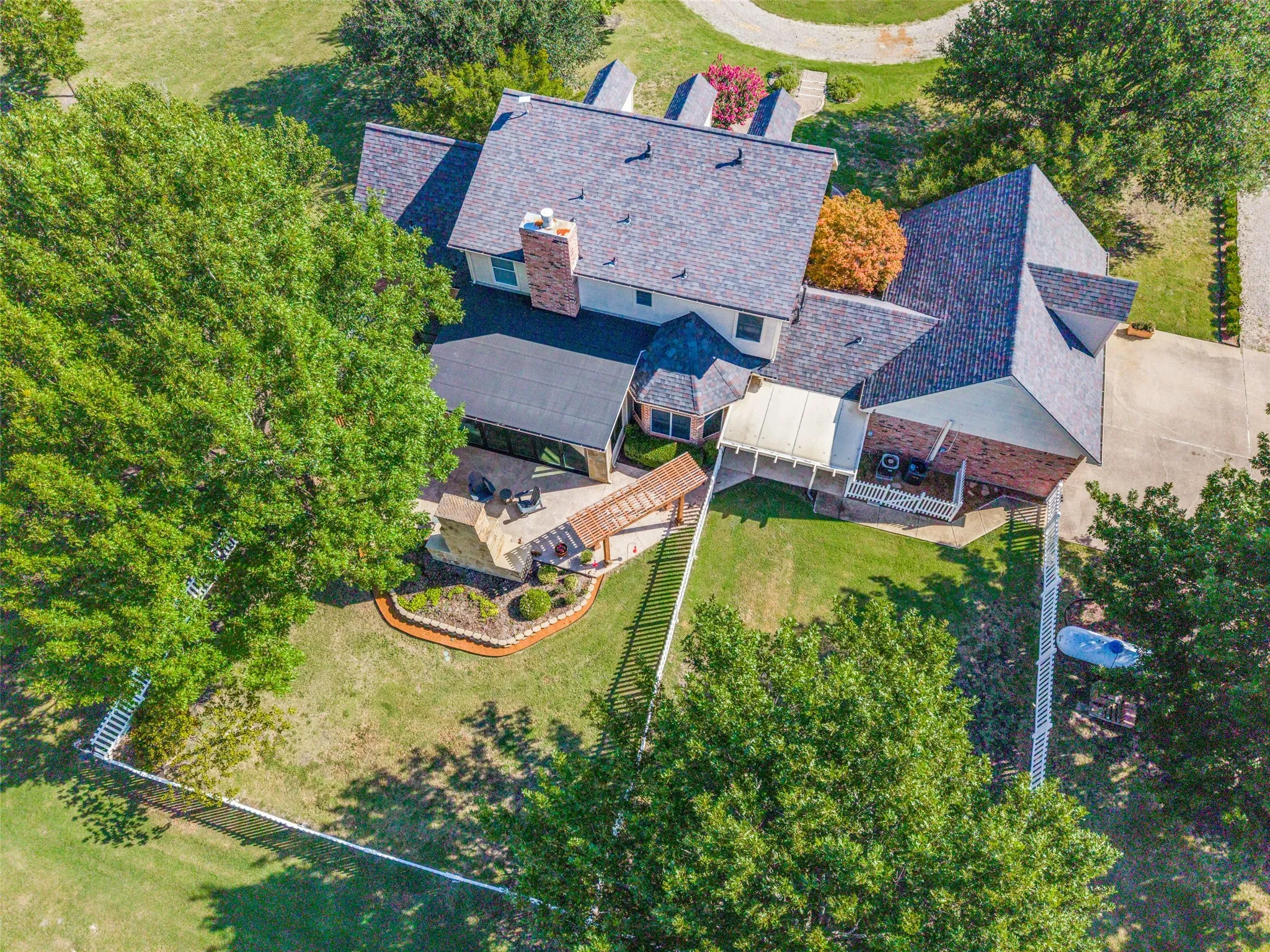 Single Family Residence For Sale in Rockwall County , 2412 Coyote Run Road, Fate, Texas 75087, 5 Bedroom, 4 Bathroom, 3 Garage spaces, 3,568 Sqft, built in 1996, Price $1,200,000, mls#21340202, Real Estate Agent in Fate, Homes For Sale in Rockwall county, Homes For Sale in Fate, Realtor in Fate Texas, Real Estate Brokerage Independent Realty Texas, Luminita Cordes Realtor