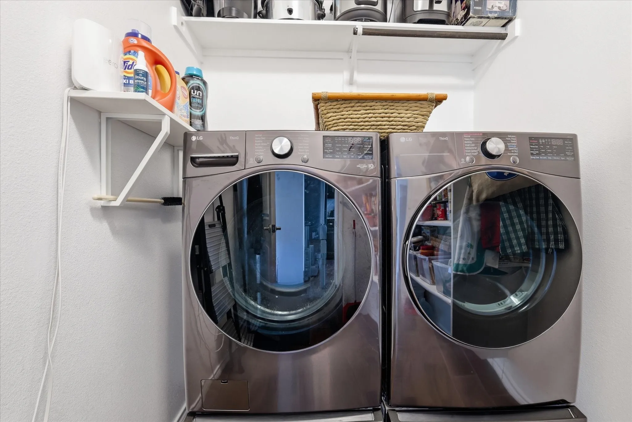 Large laundry area & pantry