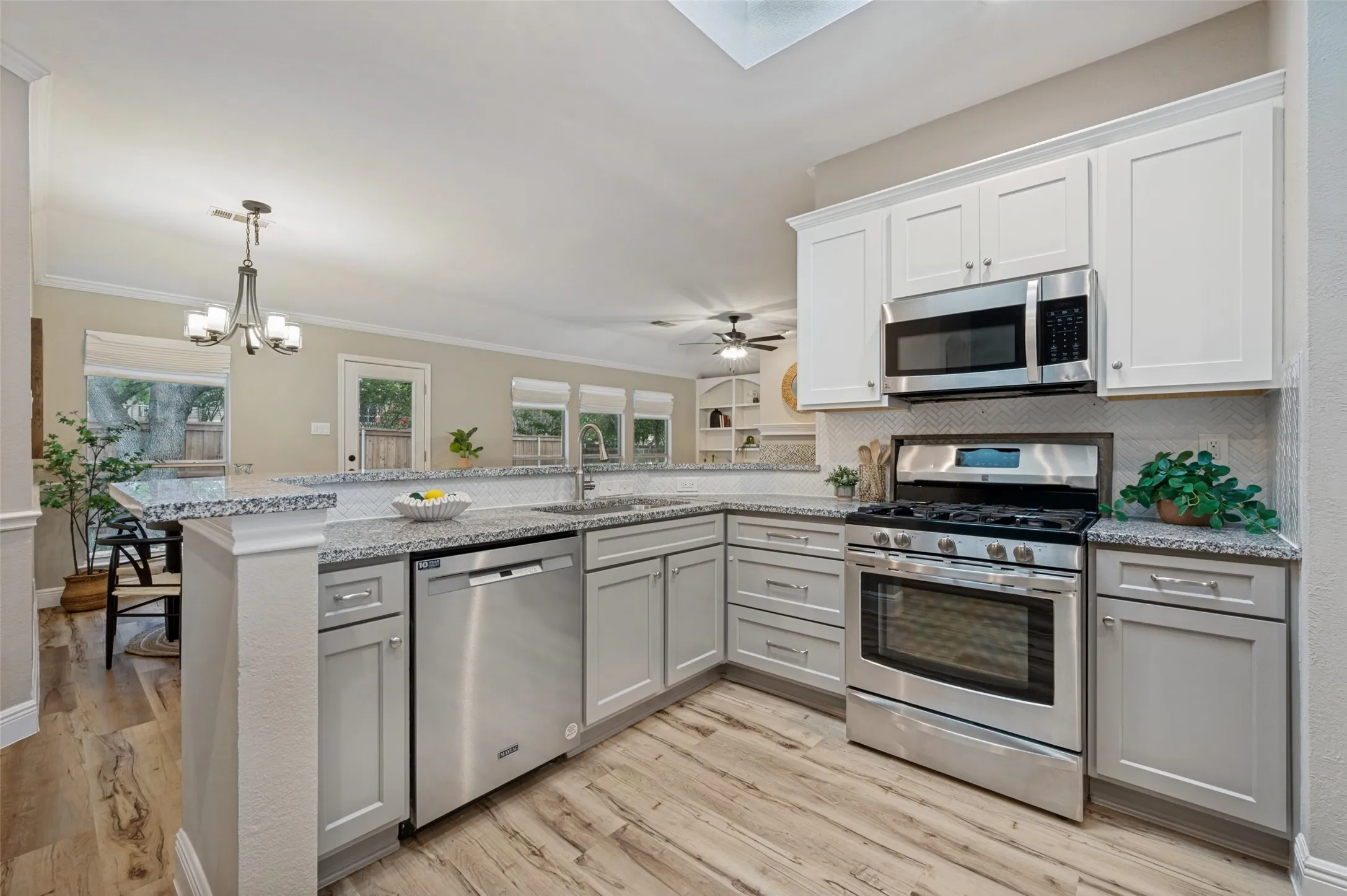 Single Family Residence For Sale in Collin County , 1514 Sandy Ridge, Mc Kinney, Texas 75069, 3 Bedroom, 2 Bathroom, 2 Garage spaces, 1,820 Sqft, built in 1994, mls#21340766, Real Estate Agent in Mc Kinney, Homes For Sale in Collin county, Homes For Sale in Mc Kinney, Realtor in Mc Kinney Texas, Real Estate Brokerage Independent Realty Texas, Luminita Cordes Realtor
