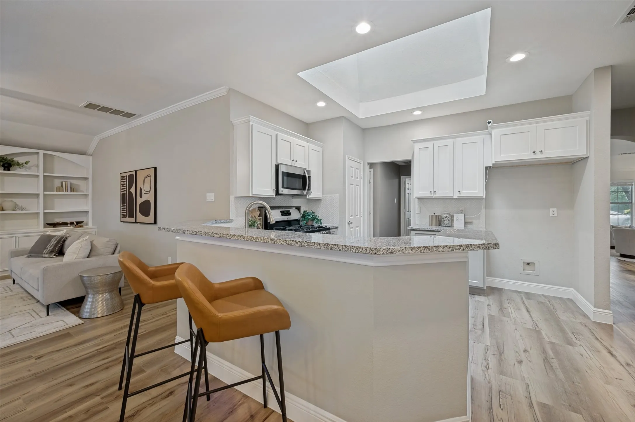 Single Family Residence For Sale in Collin County , 1514 Sandy Ridge, Mc Kinney, Texas 75069, 3 Bedroom, 2 Bathroom, 2 Garage spaces, 1,820 Sqft, built in 1994, mls#21340766, Real Estate Agent in Mc Kinney, Homes For Sale in Collin county, Homes For Sale in Mc Kinney, Realtor in Mc Kinney Texas, Real Estate Brokerage Independent Realty Texas, Luminita Cordes Realtor