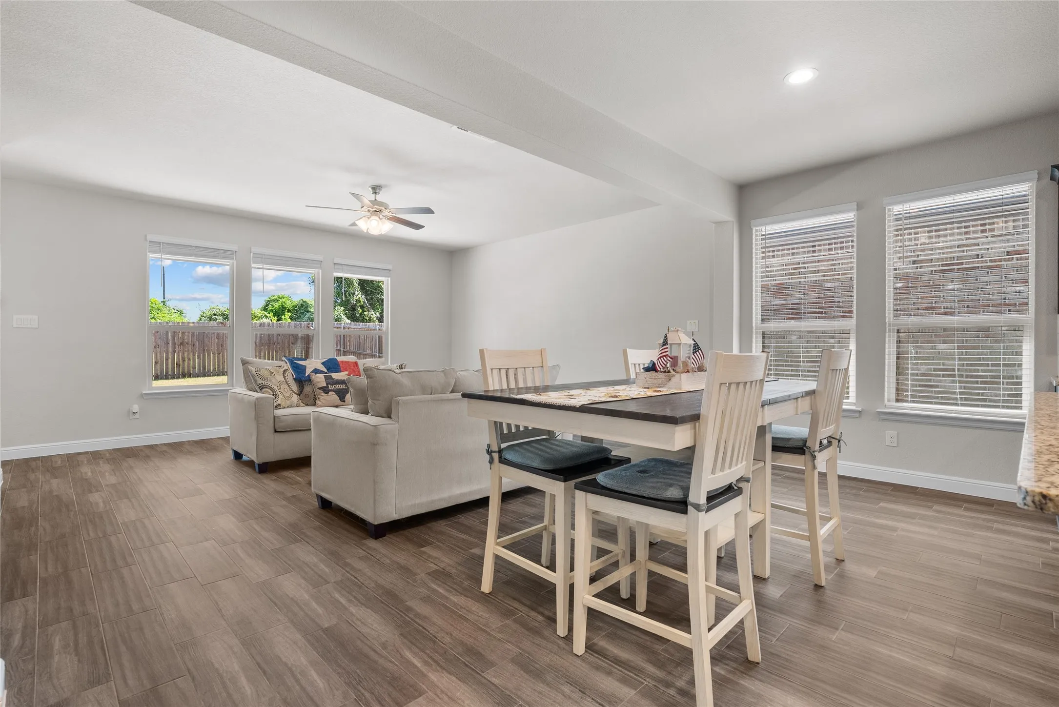 Single Family Residence For Sale in Parker County , 1201 Presidio Lane, Weatherford, Texas 76087, 4 Bedroom, 2 Bathroom, 2 Garage spaces, 2,138 Sqft, built in 2021, mls#21337467, Real Estate Agent in Weatherford, Homes For Sale in Parker county, Homes For Sale in Weatherford, Realtor in Weatherford Texas, Real Estate Brokerage Independent Realty Texas, Luminita Cordes Realtor