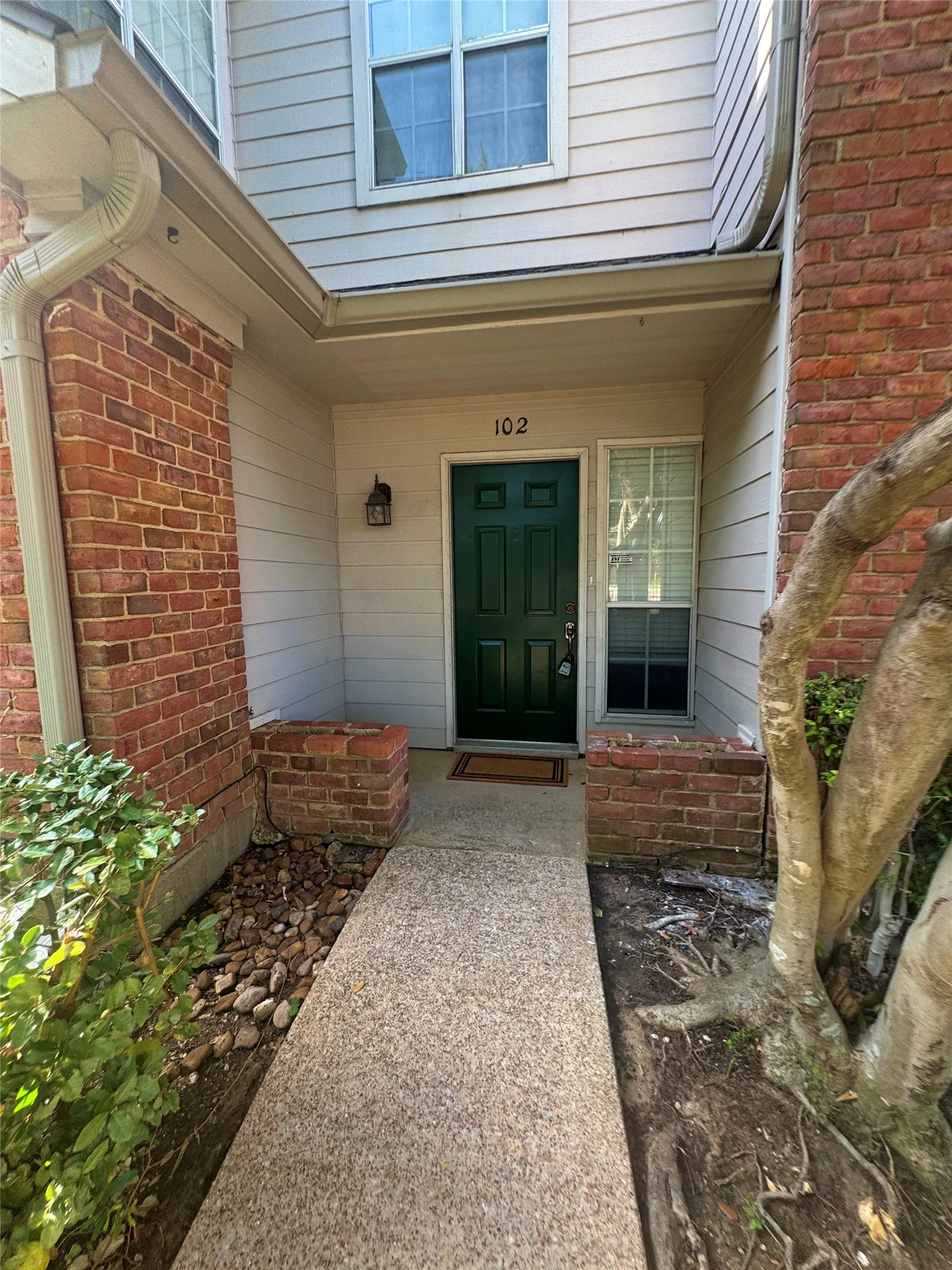 Condominium For Rent in Collin County , 4050 Frankford Road 102, Dallas, Texas 75287, 2 Bedroom, 3 Bathroom, 2 Garage spaces, 1,425 Sqft, built in 1982, mls#21345484, Real Estate Agent in Dallas, Homes For Rent in Collin county, Homes For Rent in Dallas, Realtor in Dallas Texas, Real Estate Brokerage Independent Realty Texas, Luminita Cordes Realtor
