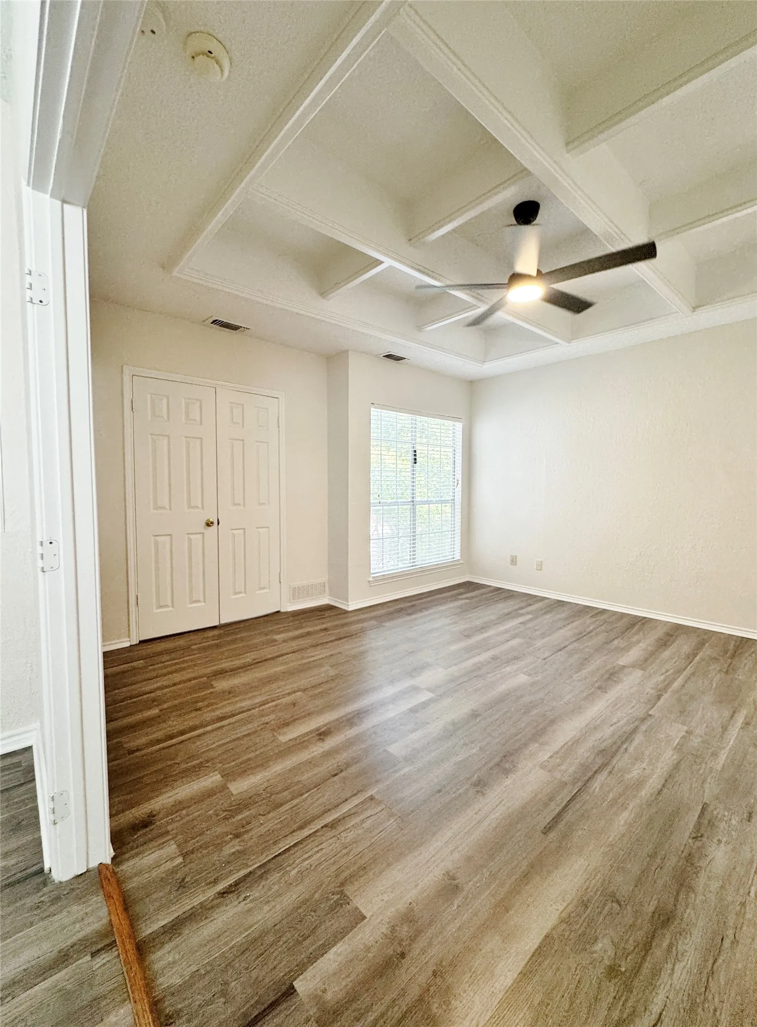 Condominium For Rent in Collin County , 4050 Frankford Road 102, Dallas, Texas 75287, 2 Bedroom, 3 Bathroom, 2 Garage spaces, 1,425 Sqft, built in 1982, mls#21345484, Real Estate Agent in Dallas, Homes For Rent in Collin county, Homes For Rent in Dallas, Realtor in Dallas Texas, Real Estate Brokerage Independent Realty Texas, Luminita Cordes Realtor