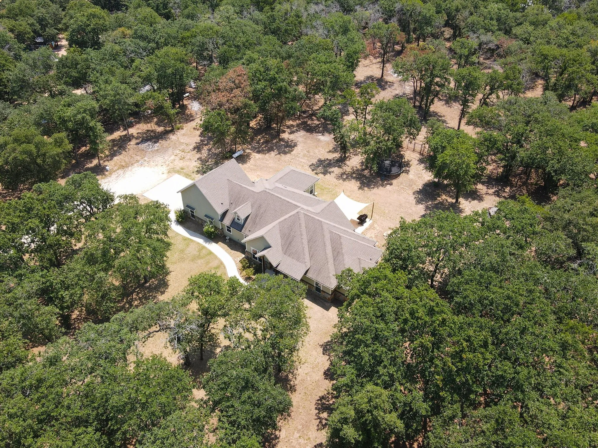 Single Family Residence For Sale in Parker County , 1255 Greg Street, Azle, Texas 76020, 4 Bedroom, 3 Bathroom, 2 Garage spaces, 3,250 Sqft, built in 2014, mls#21343166, Real Estate Agent in Azle, Homes For Sale in Parker county, Homes For Sale in Azle, Realtor in Azle Texas, Real Estate Brokerage Independent Realty Texas, Luminita Cordes Realtor
