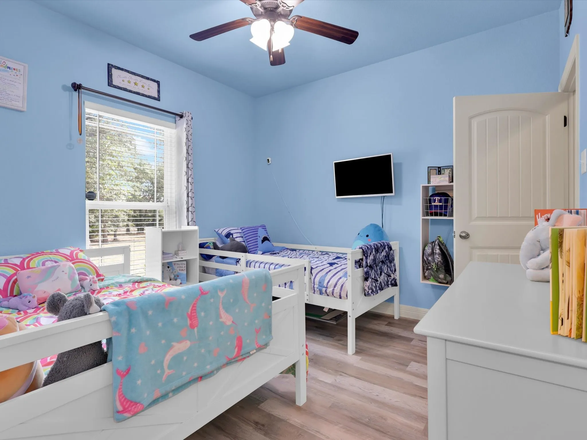 Single Family Residence For Sale in Parker County , 1255 Greg Street, Azle, Texas 76020, 4 Bedroom, 3 Bathroom, 2 Garage spaces, 3,250 Sqft, built in 2014, mls#21343166, Real Estate Agent in Azle, Homes For Sale in Parker county, Homes For Sale in Azle, Realtor in Azle Texas, Real Estate Brokerage Independent Realty Texas, Luminita Cordes Realtor