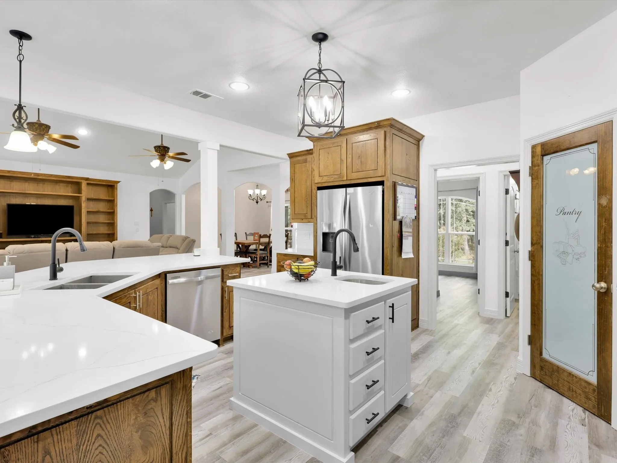 Single Family Residence For Sale in Parker County , 1255 Greg Street, Azle, Texas 76020, 4 Bedroom, 3 Bathroom, 2 Garage spaces, 3,250 Sqft, built in 2014, mls#21343166, Real Estate Agent in Azle, Homes For Sale in Parker county, Homes For Sale in Azle, Realtor in Azle Texas, Real Estate Brokerage Independent Realty Texas, Luminita Cordes Realtor