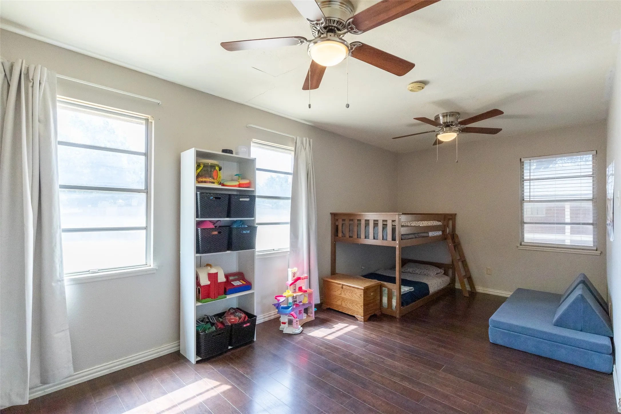 Single Family Residence For Sale in Taylor County , 2618 Rountree Drive, Abilene, Texas 79601, 2 Bedroom, 1 Bathroom, 1 Garage spaces, 988 Sqft, built in 1958, mls#21342937, Real Estate Agent in Abilene, Homes For Sale in Taylor county, Homes For Sale in Abilene, Realtor in Abilene Texas, Real Estate Brokerage Independent Realty Texas, Luminita Cordes Realtor