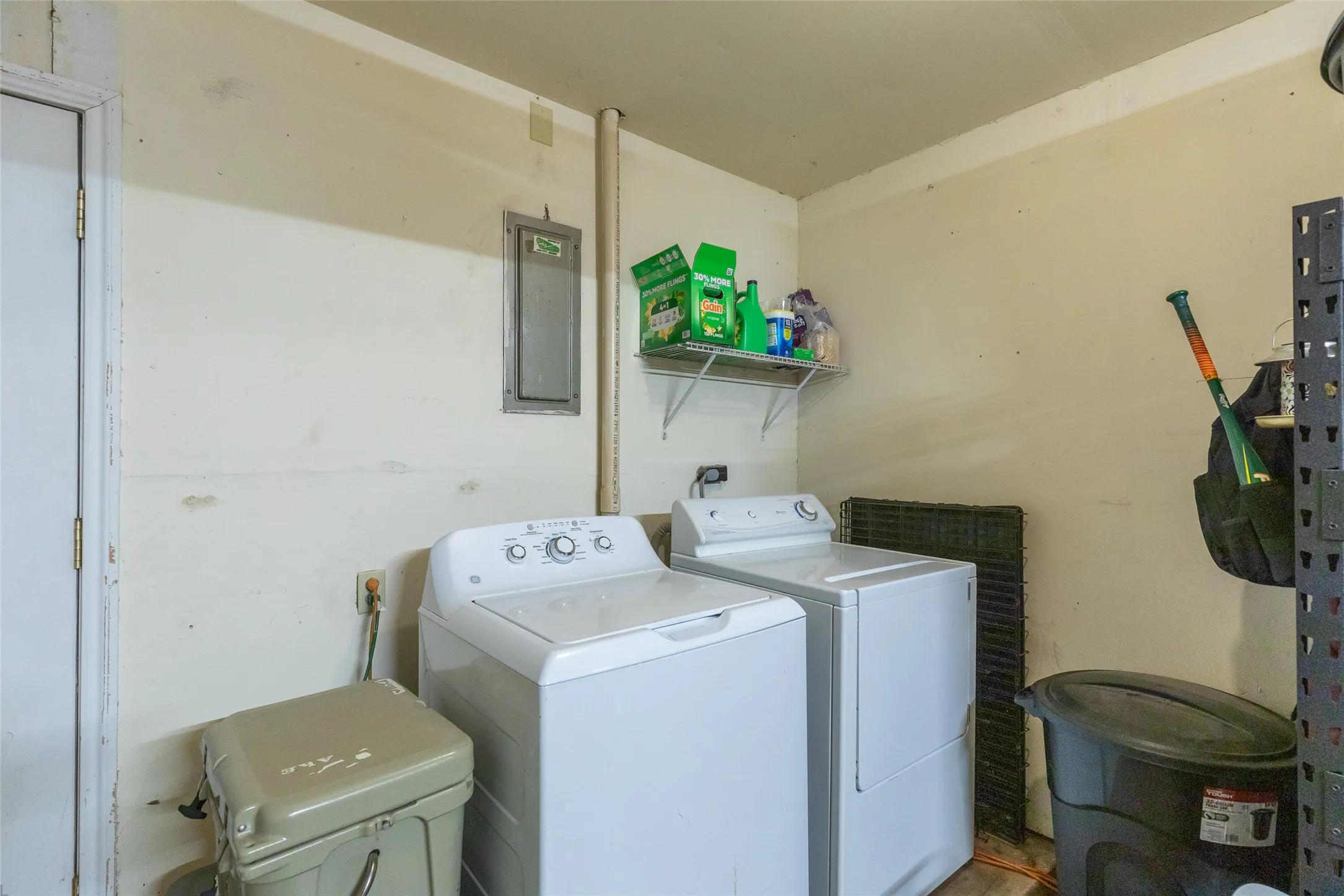 Single Family Residence For Sale in Taylor County , 2618 Rountree Drive, Abilene, Texas 79601, 2 Bedroom, 1 Bathroom, 1 Garage spaces, 988 Sqft, built in 1958, mls#21342937, Real Estate Agent in Abilene, Homes For Sale in Taylor county, Homes For Sale in Abilene, Realtor in Abilene Texas, Real Estate Brokerage Independent Realty Texas, Luminita Cordes Realtor